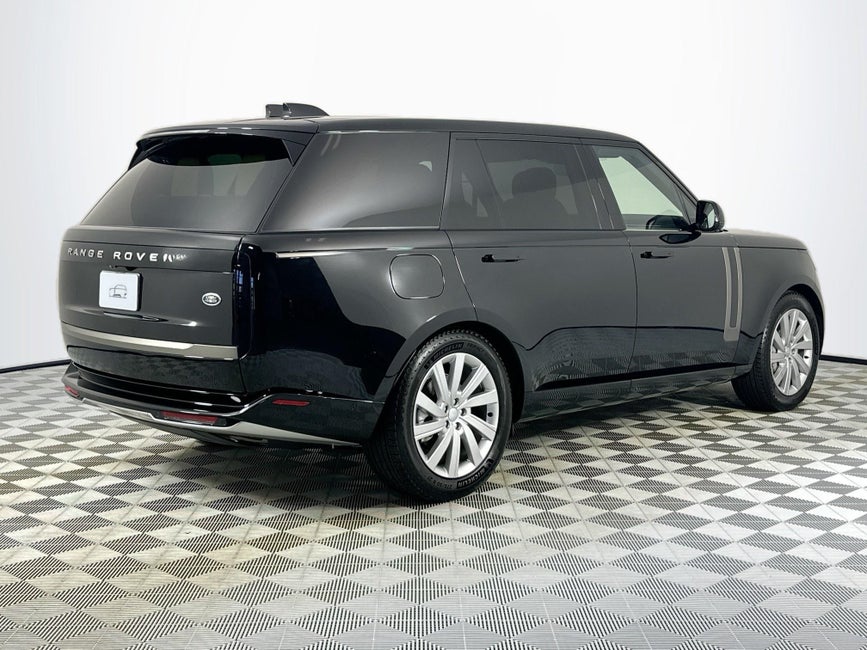 2023 Land Rover Range Rover SE LWB in Naples, FL - Naples Luxury Imports