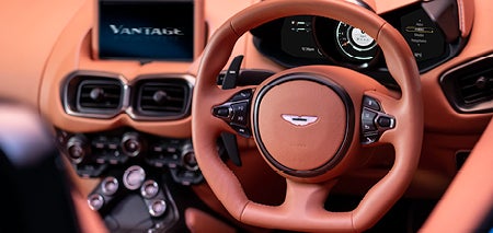 2021 Aston Martin Vantage Roadster - Steering