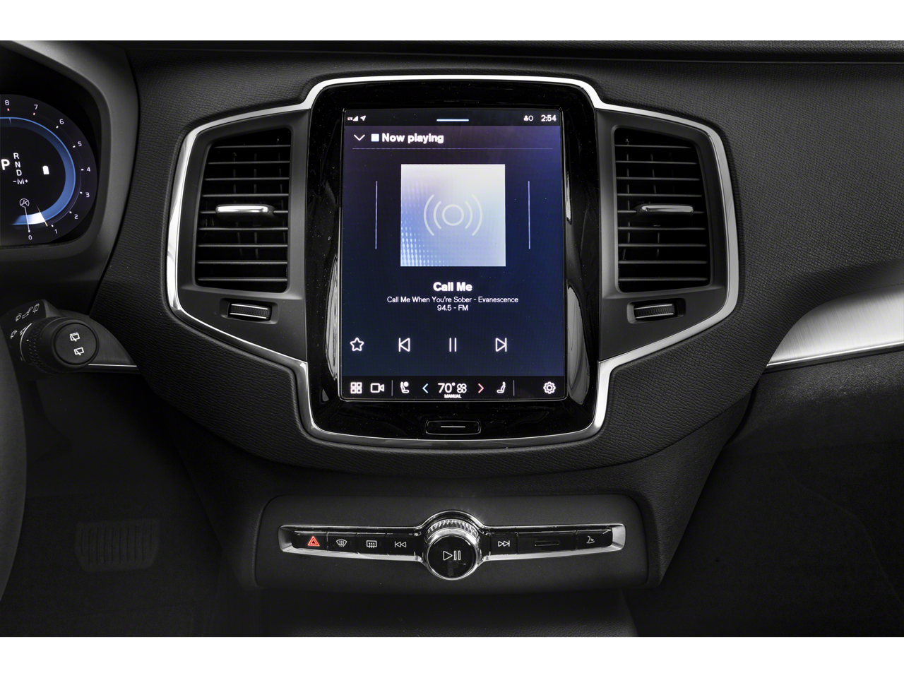 2025 Volvo XC90 B6 Plus 7-Seater