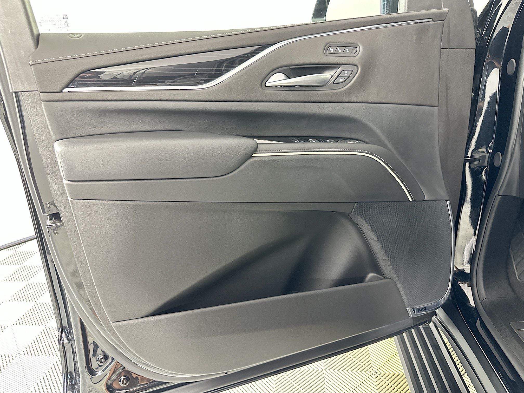 2024 Cadillac Escalade ESV Sport