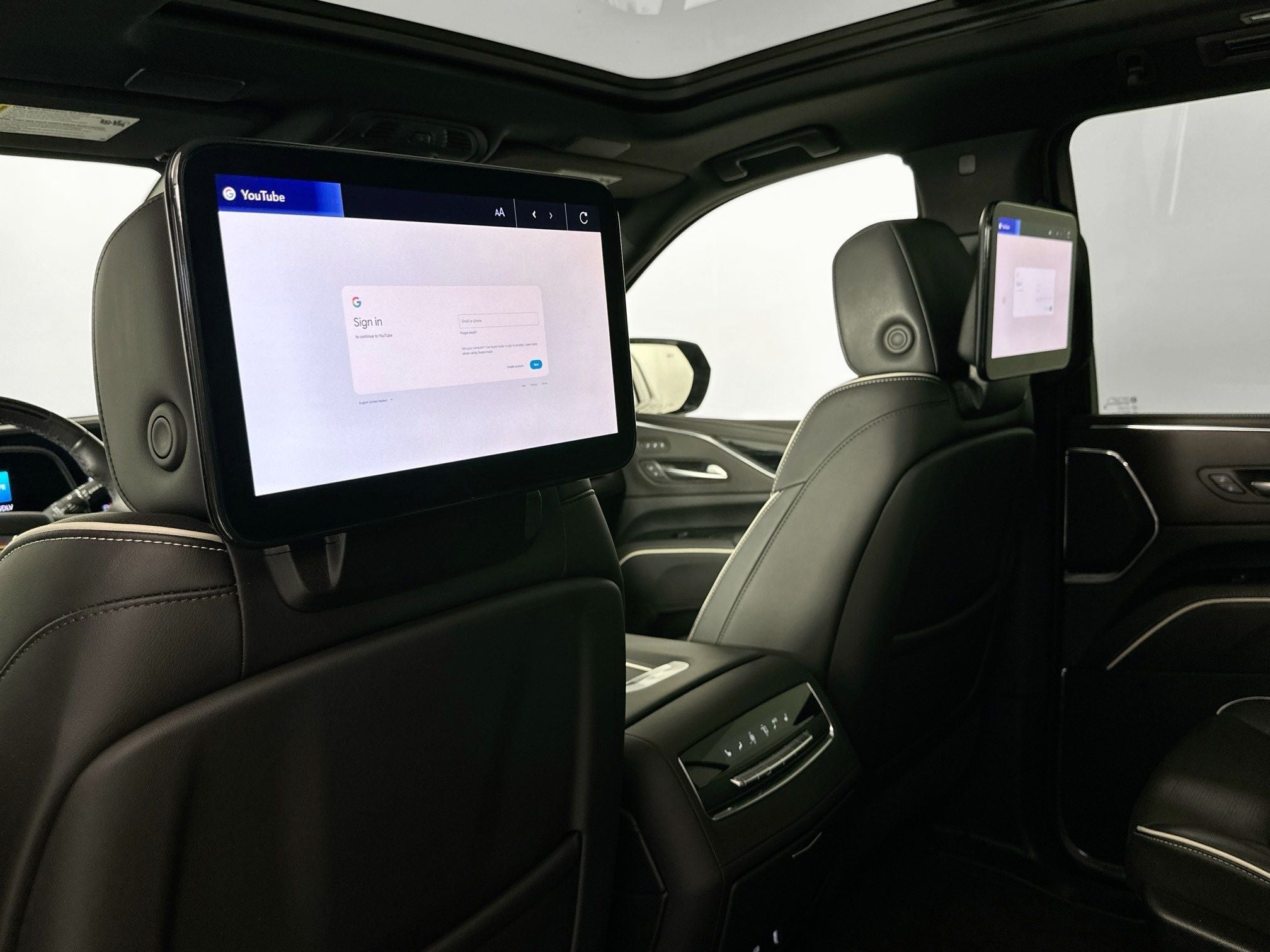 2024 Cadillac Escalade ESV Sport