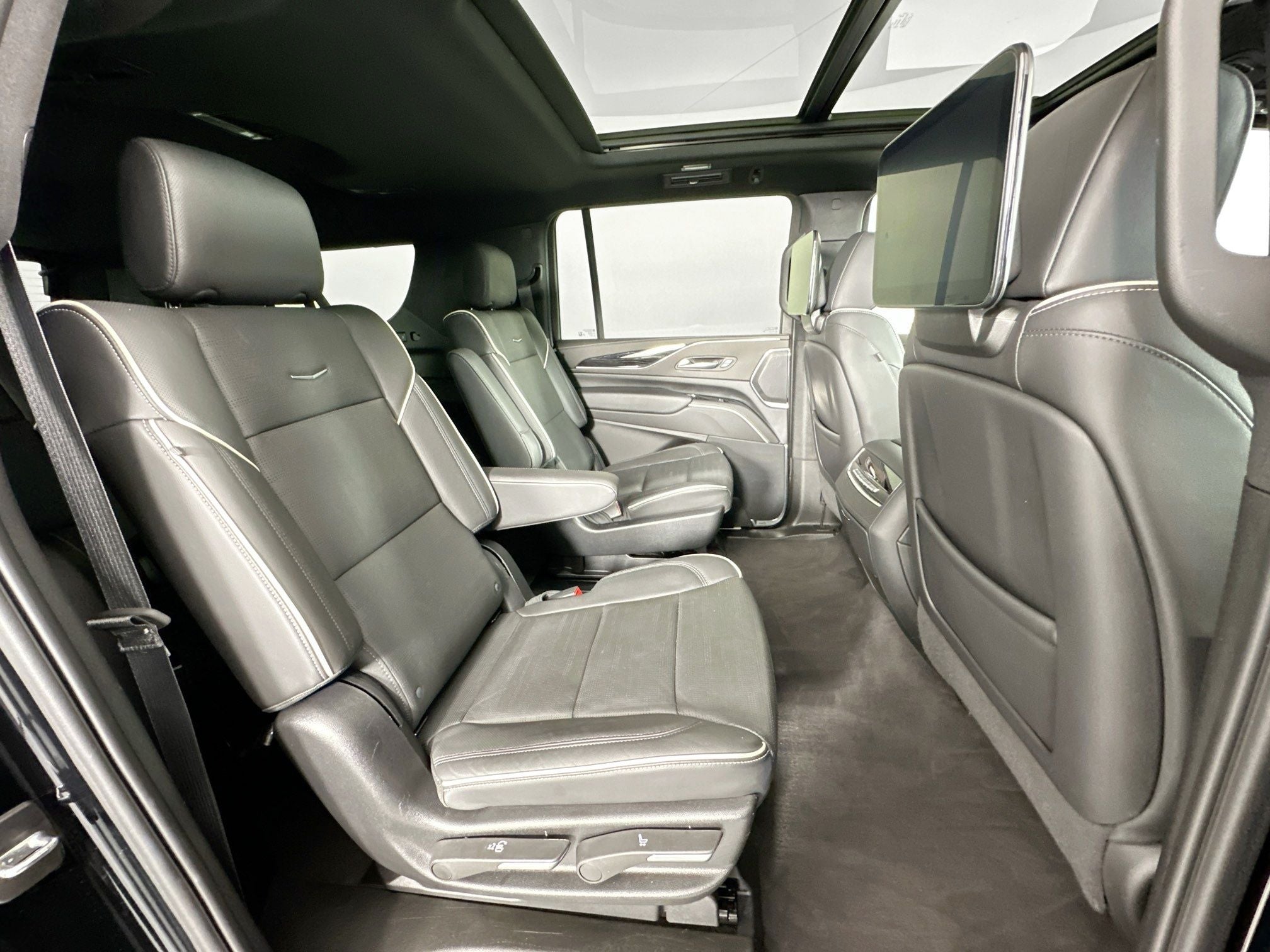 2024 Cadillac Escalade ESV Sport