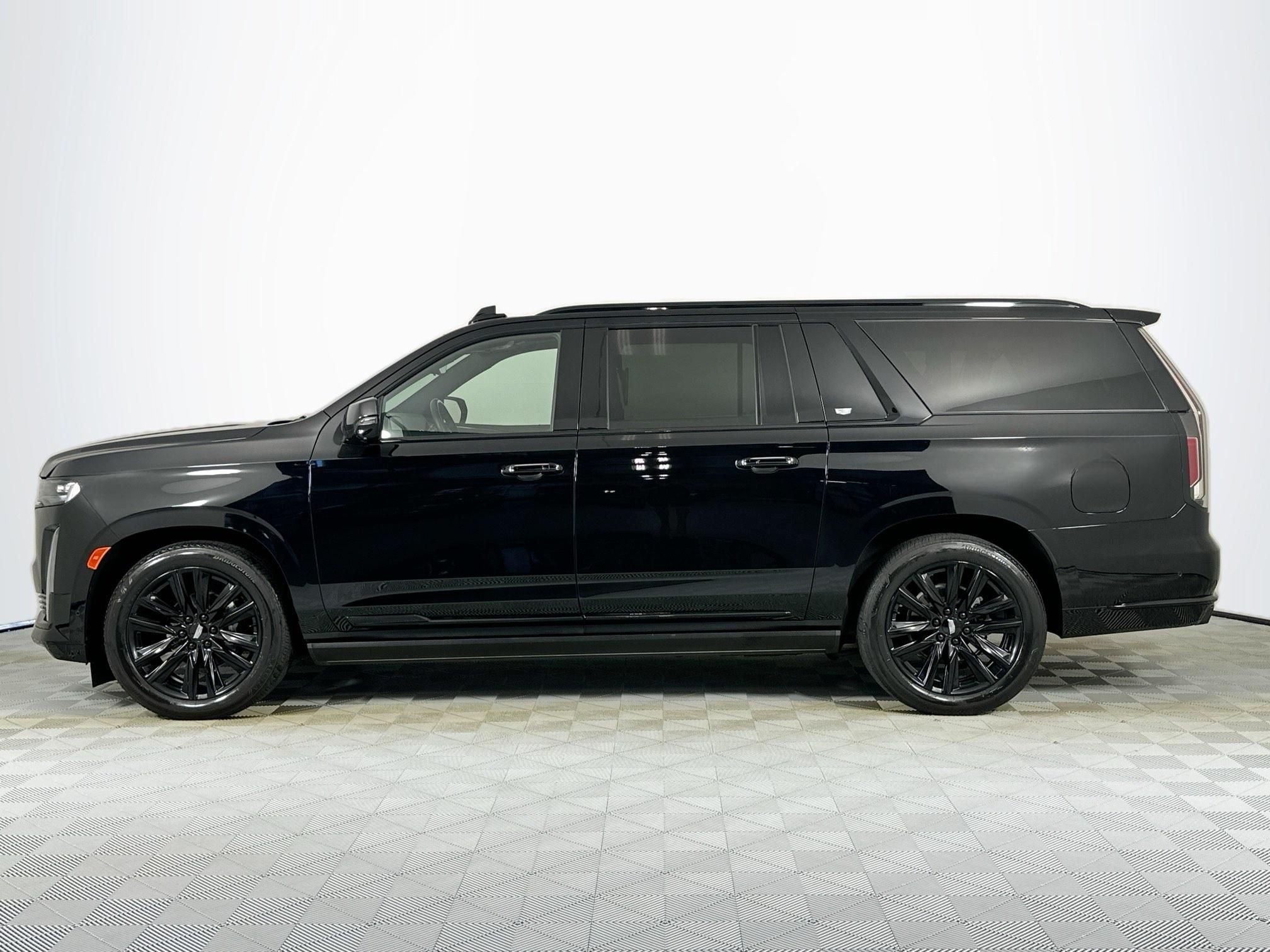 2024 Cadillac Escalade ESV Sport
