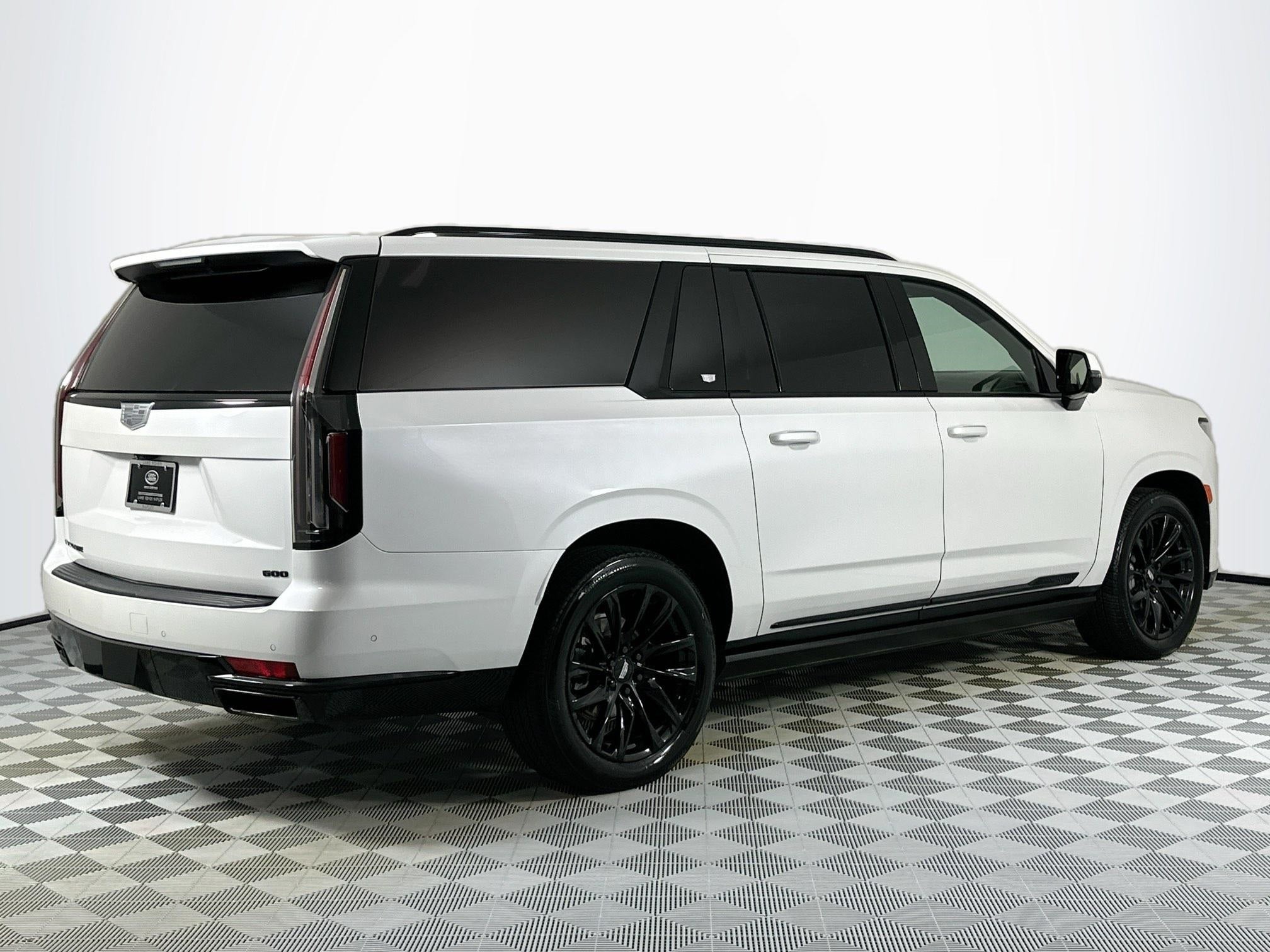 2024 Cadillac Escalade ESV Sport Platinum
