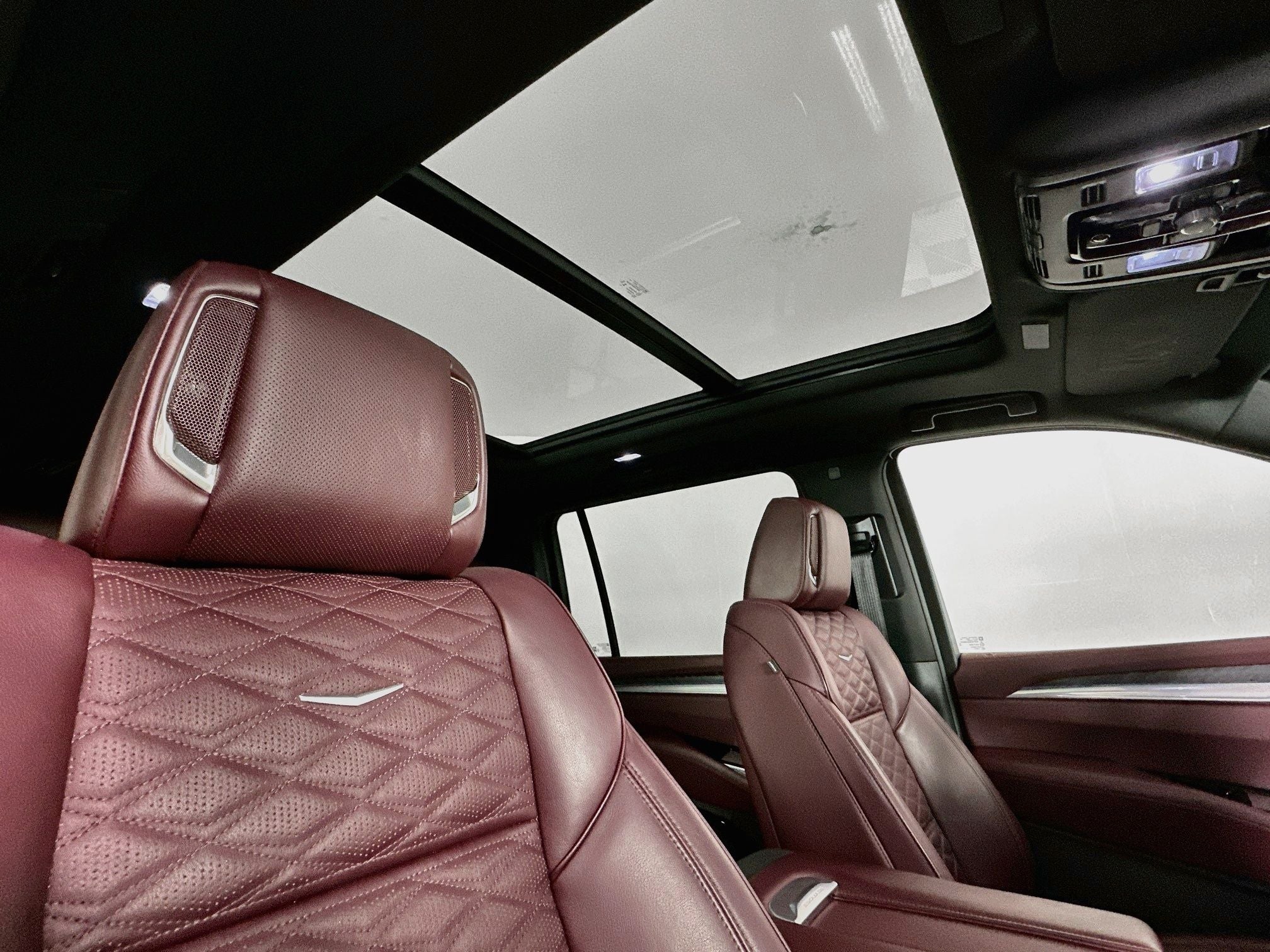2025 Cadillac Escalade ESV Sport