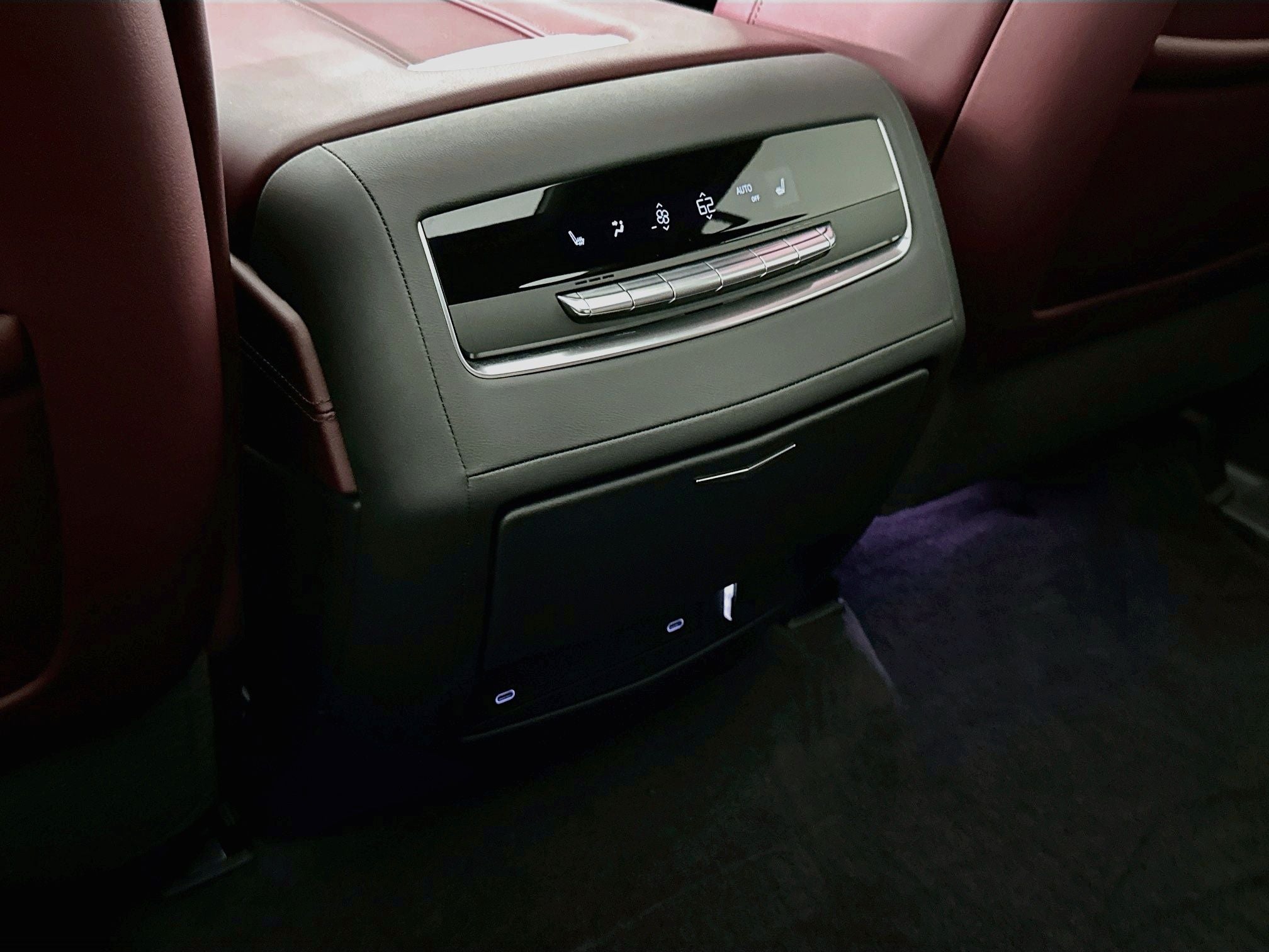2025 Cadillac Escalade ESV Sport