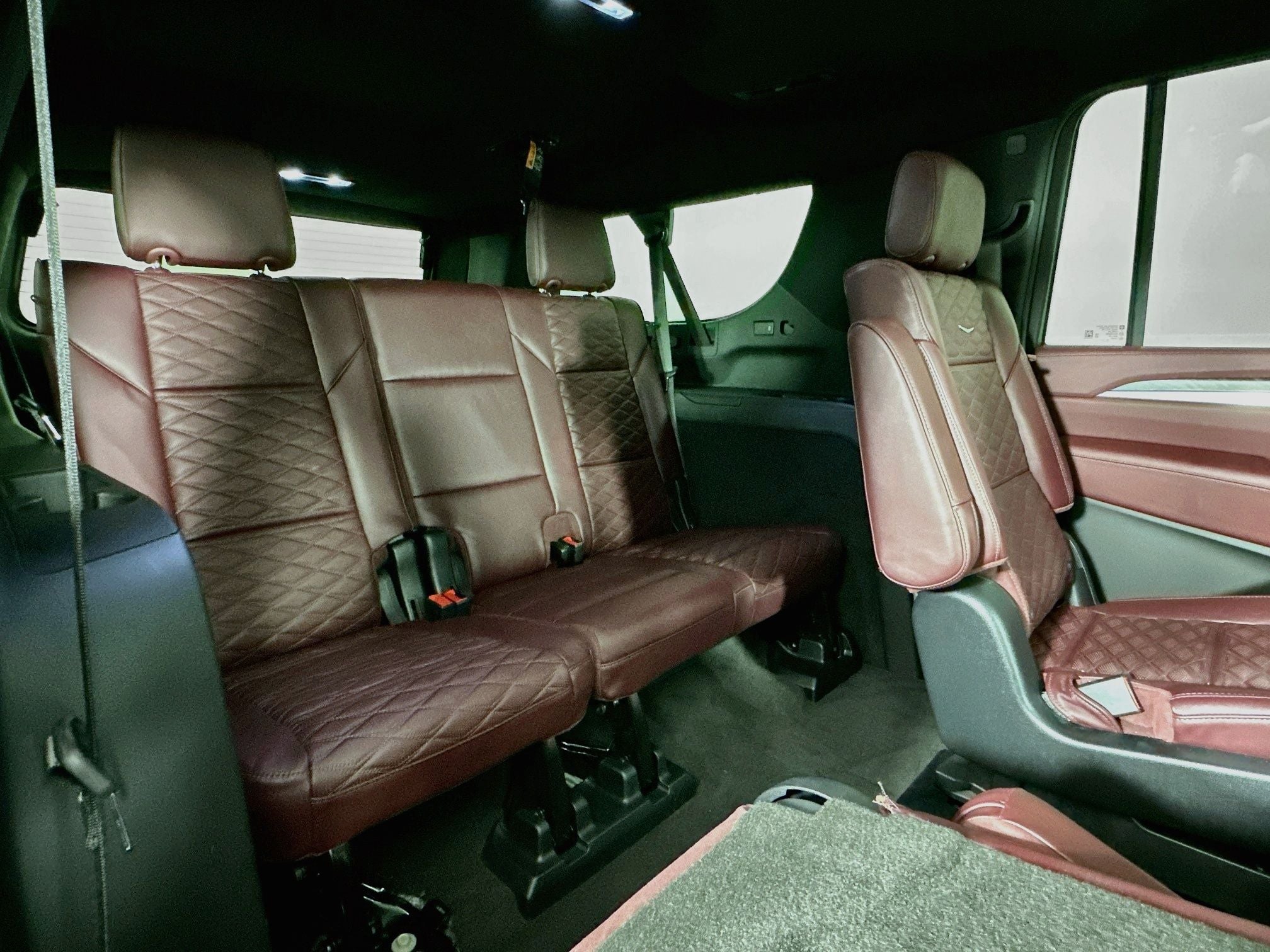 2025 Cadillac Escalade ESV Sport