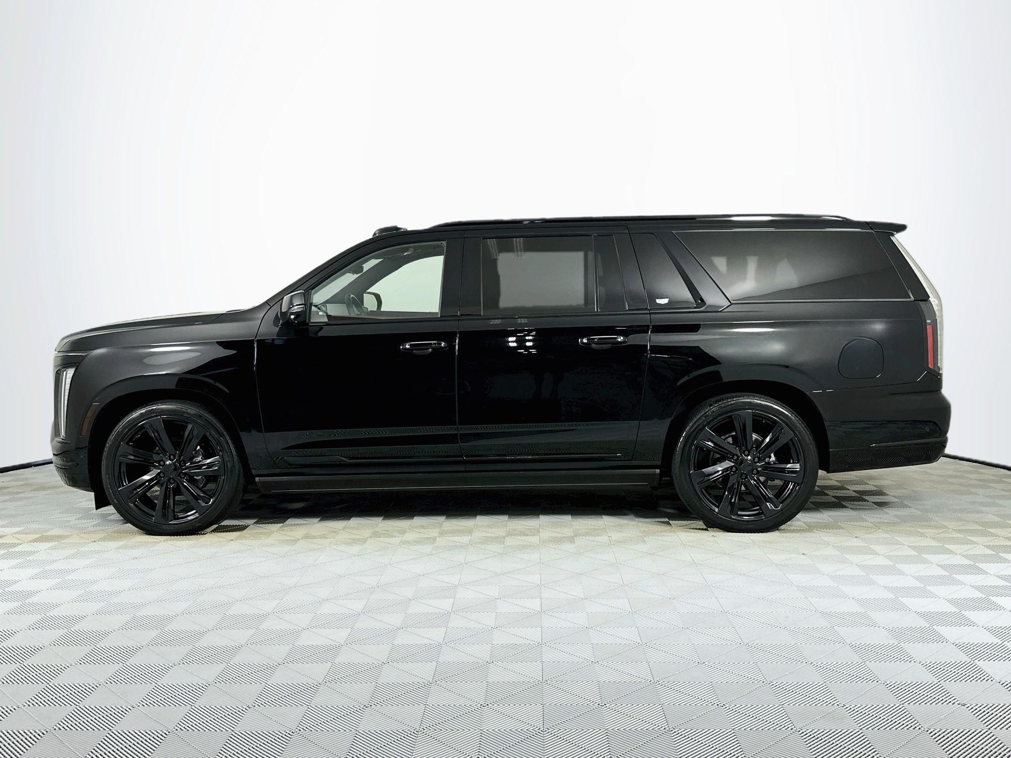 2025 Cadillac Escalade ESV Sport