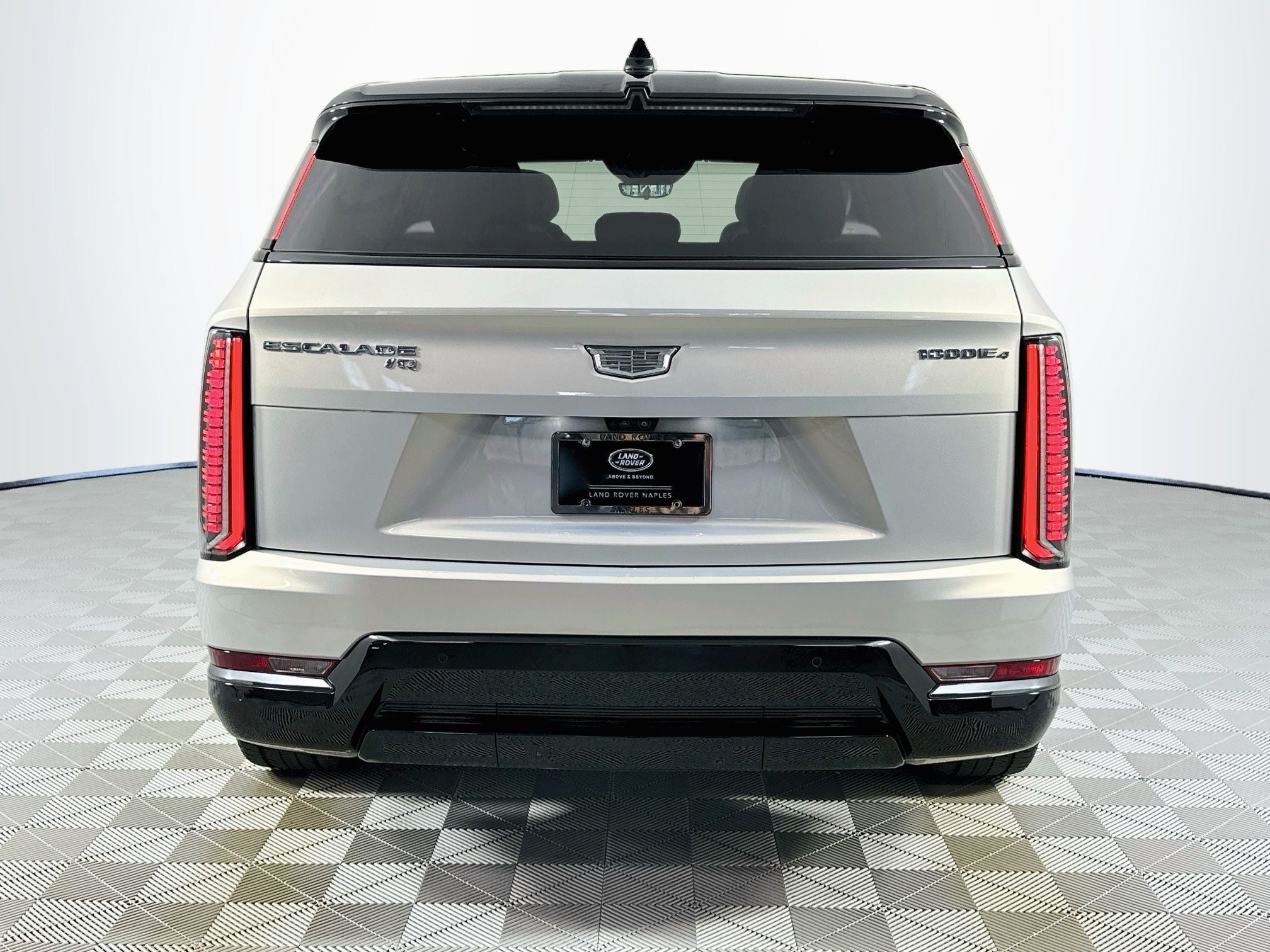 2025 Cadillac ESCALADE IQ Sport 1
