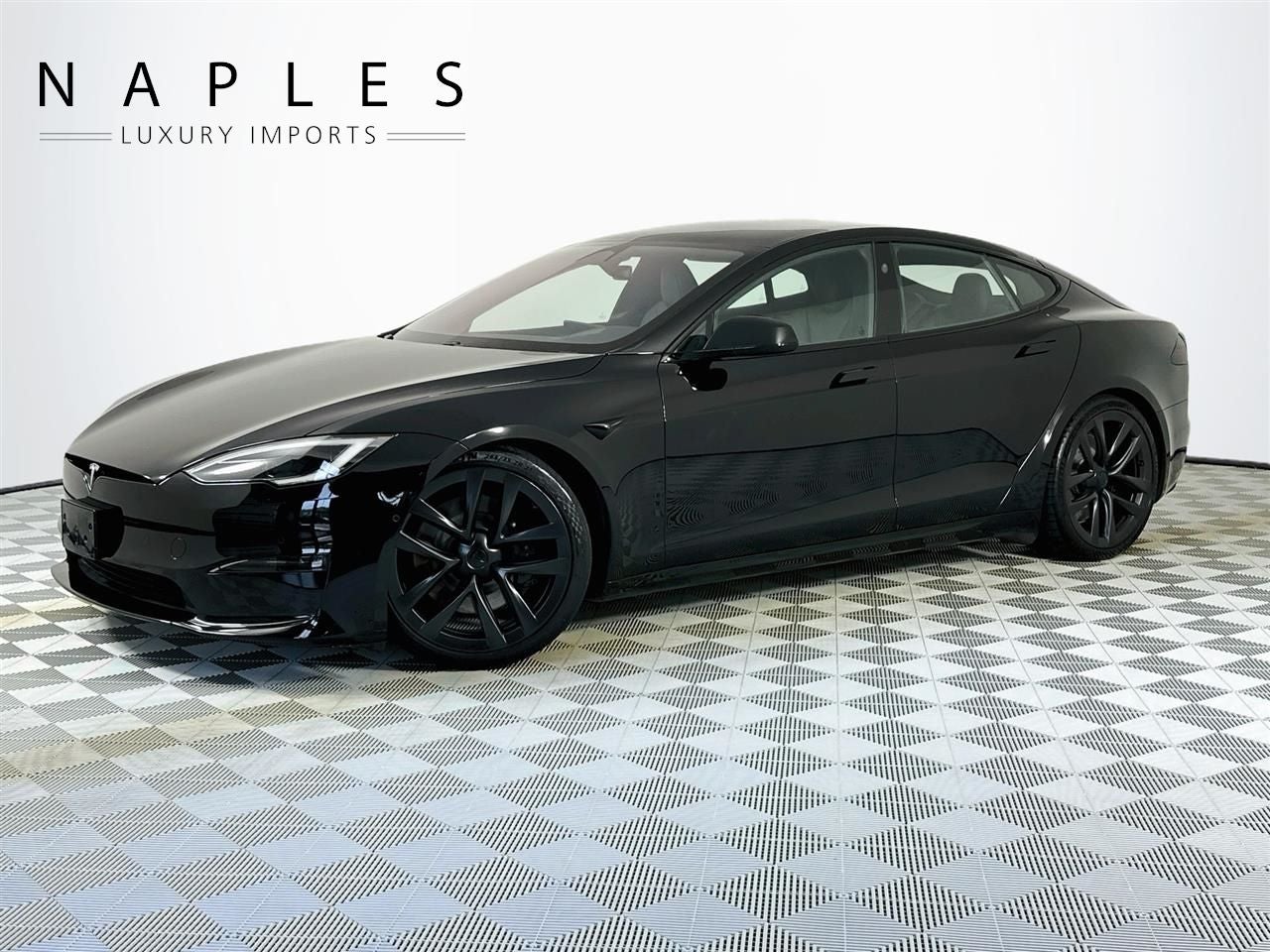 2022 Tesla Model S Base