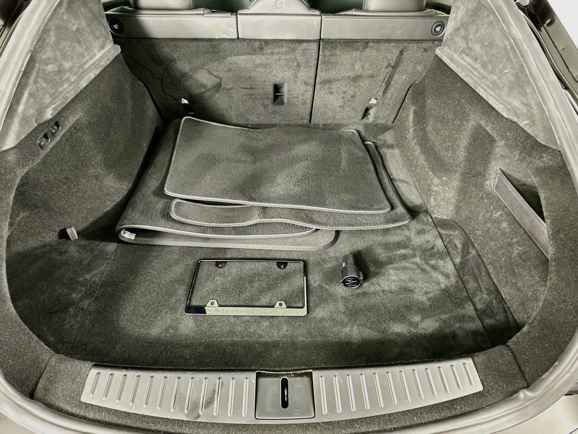 2022 Tesla Model S Base