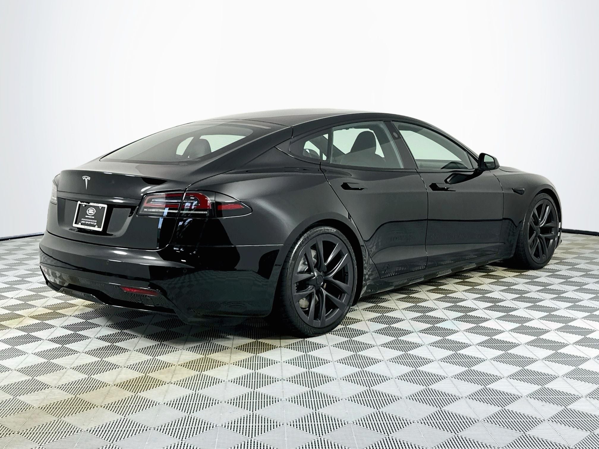 2022 Tesla Model S Base