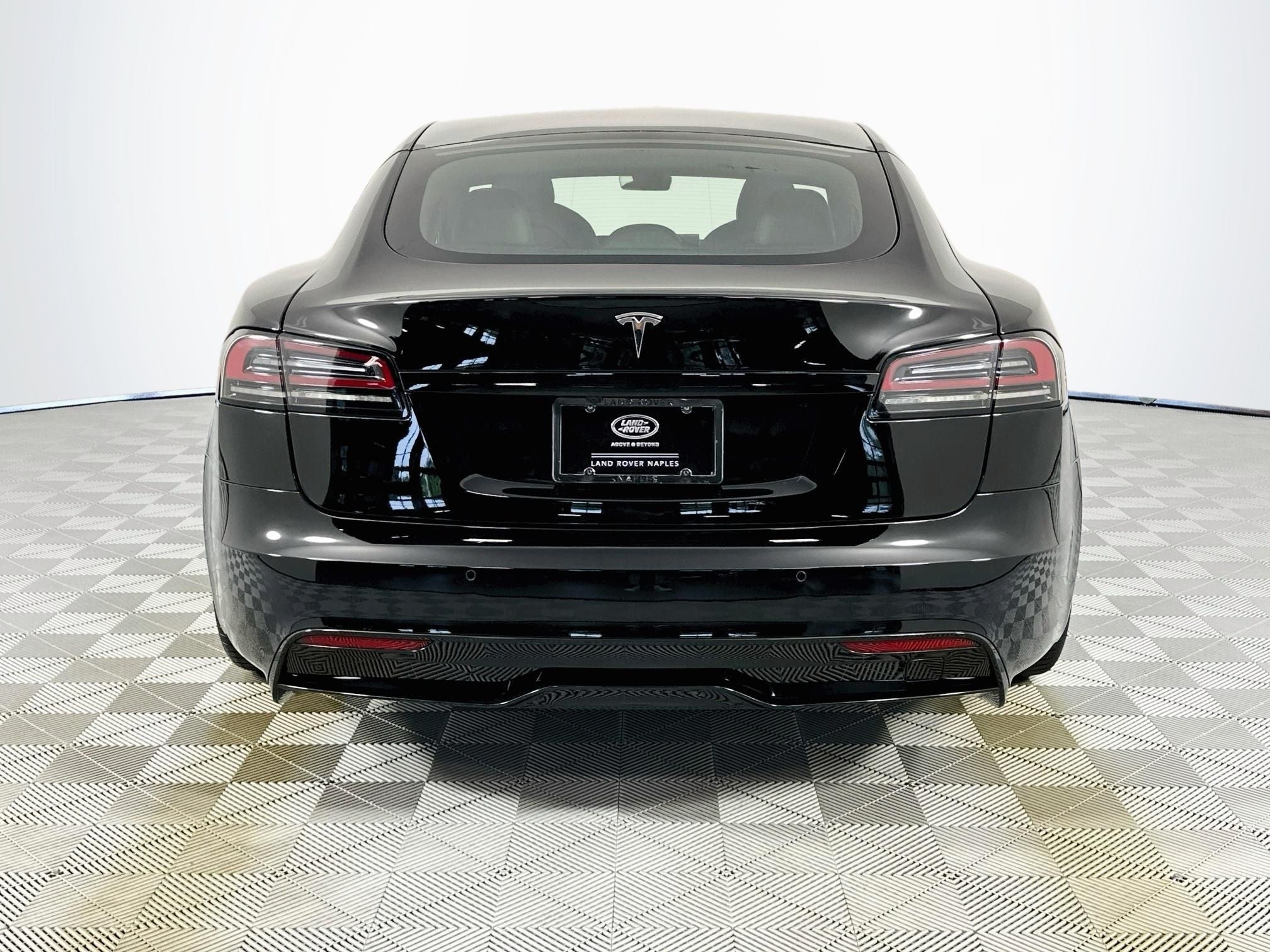 2022 Tesla Model S Base