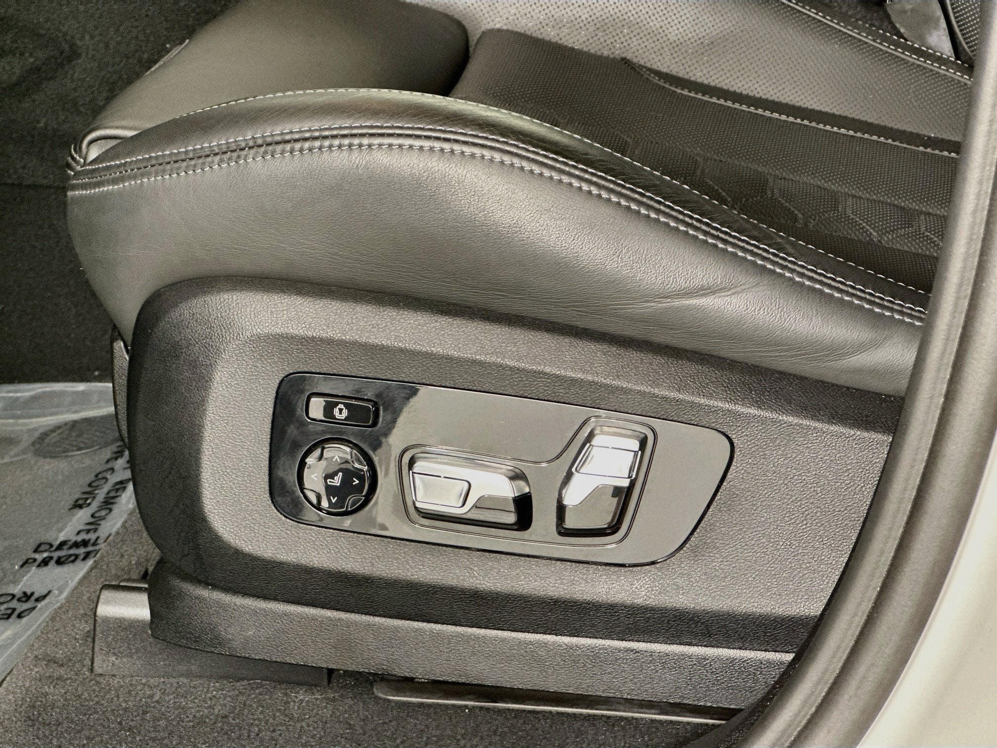 2023 BMW X6 M Base