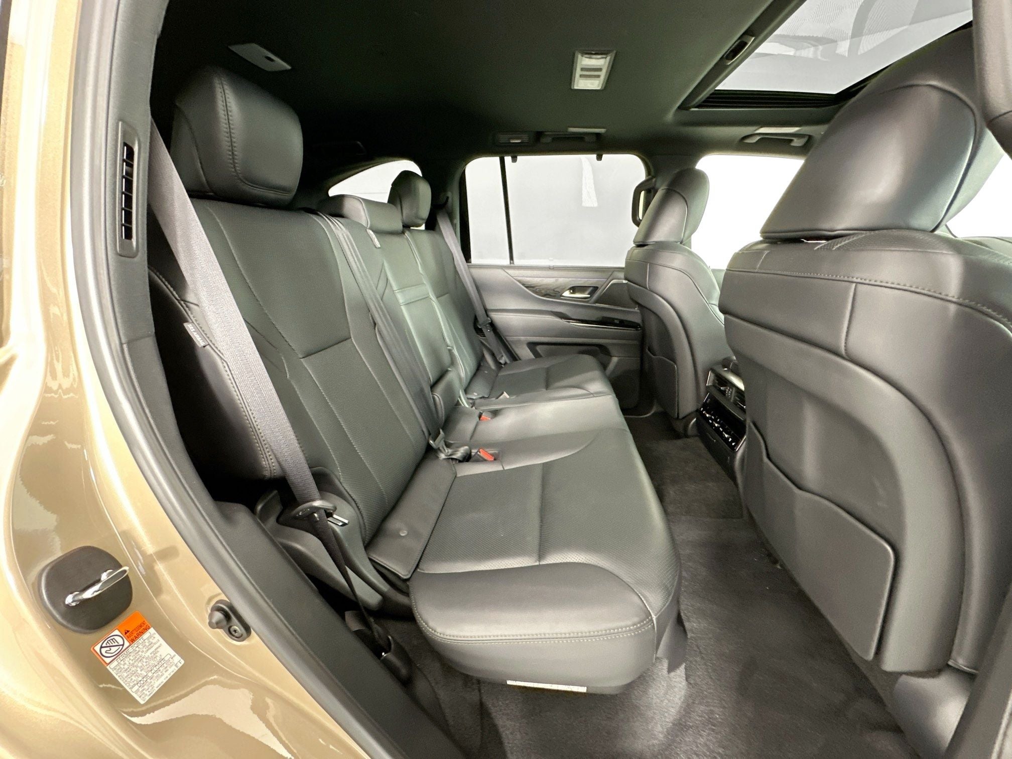 2025 Lexus LX 700h Overtrail