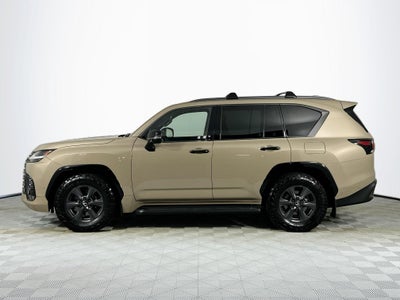 2025 Lexus LX 700h Overtrail
