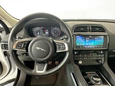 2019 Jaguar F-PACE 30t Prestige