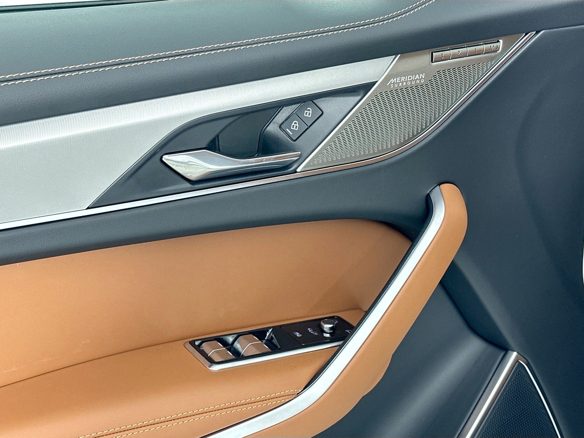 2026 Jaguar F-PACE P250 R-Dynamic S