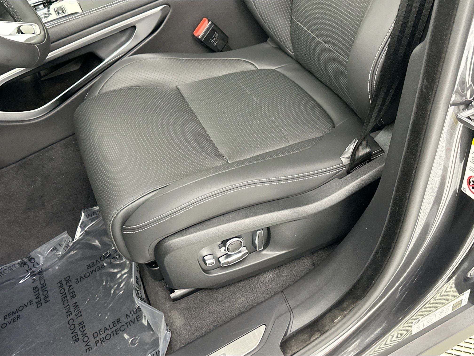 2025 Jaguar F-PACE P250 R-Dynamic S