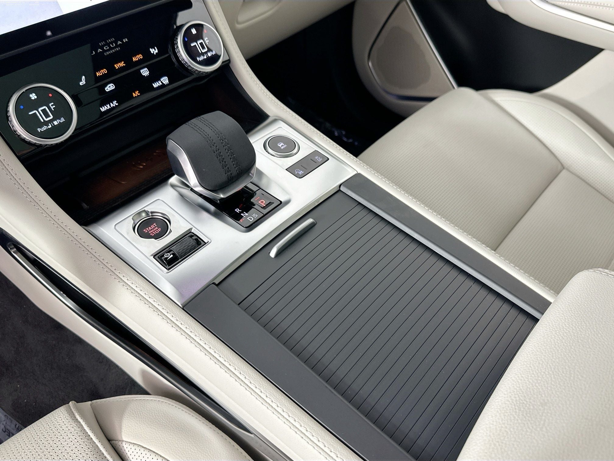 2026 Jaguar F-PACE P250 R-Dynamic S