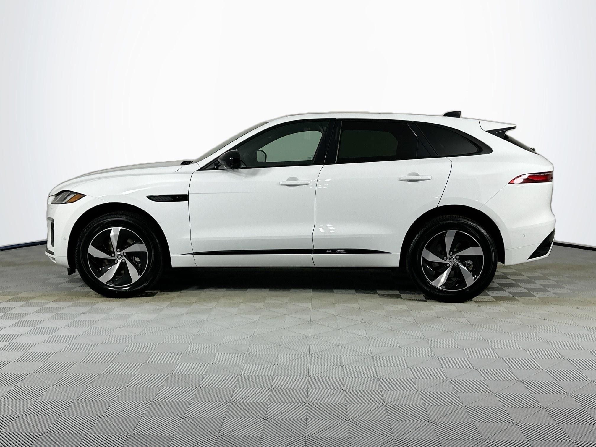 2026 Jaguar F-PACE P250 R-Dynamic S