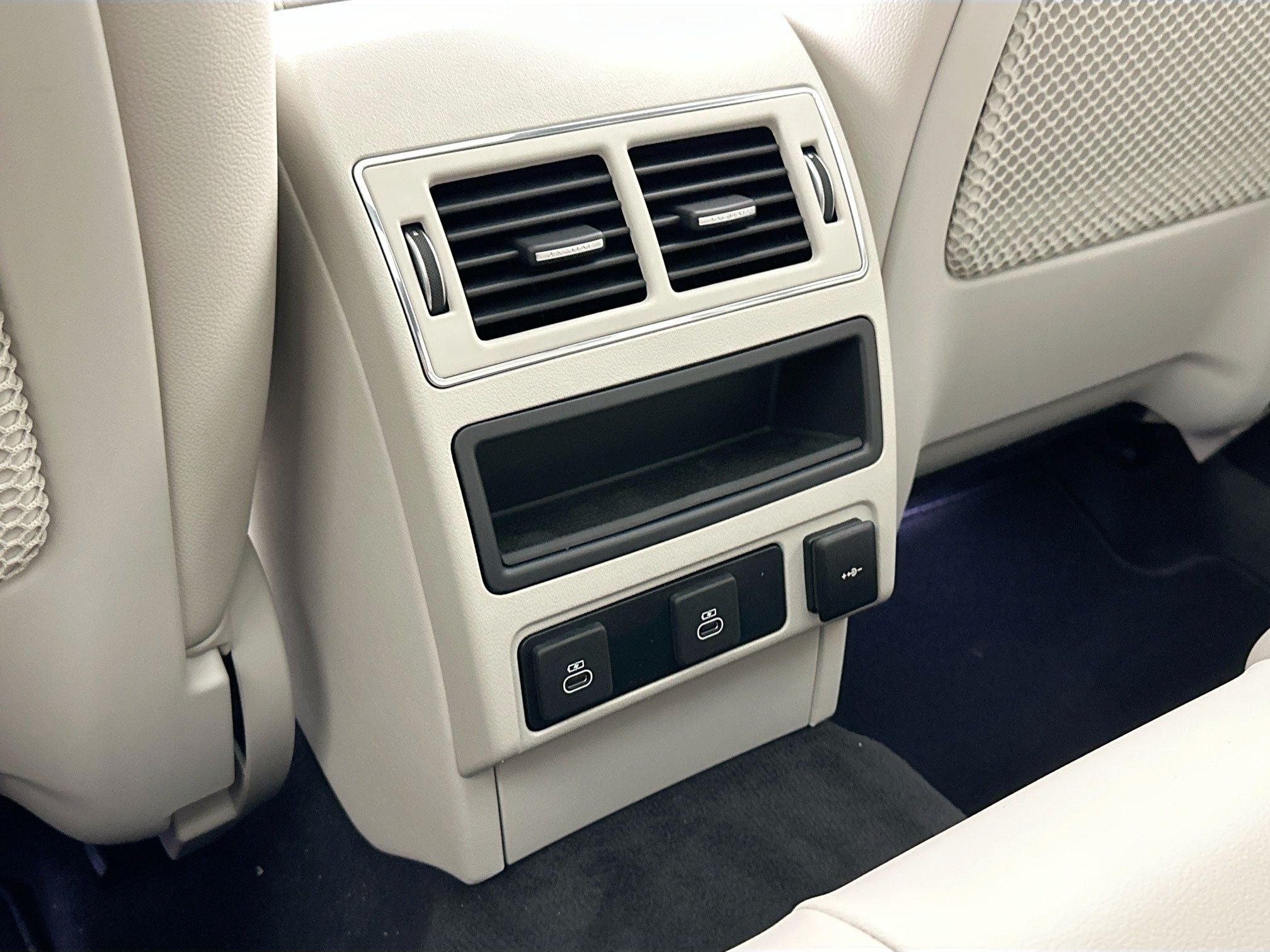 2026 Jaguar F-PACE P250 R-Dynamic S