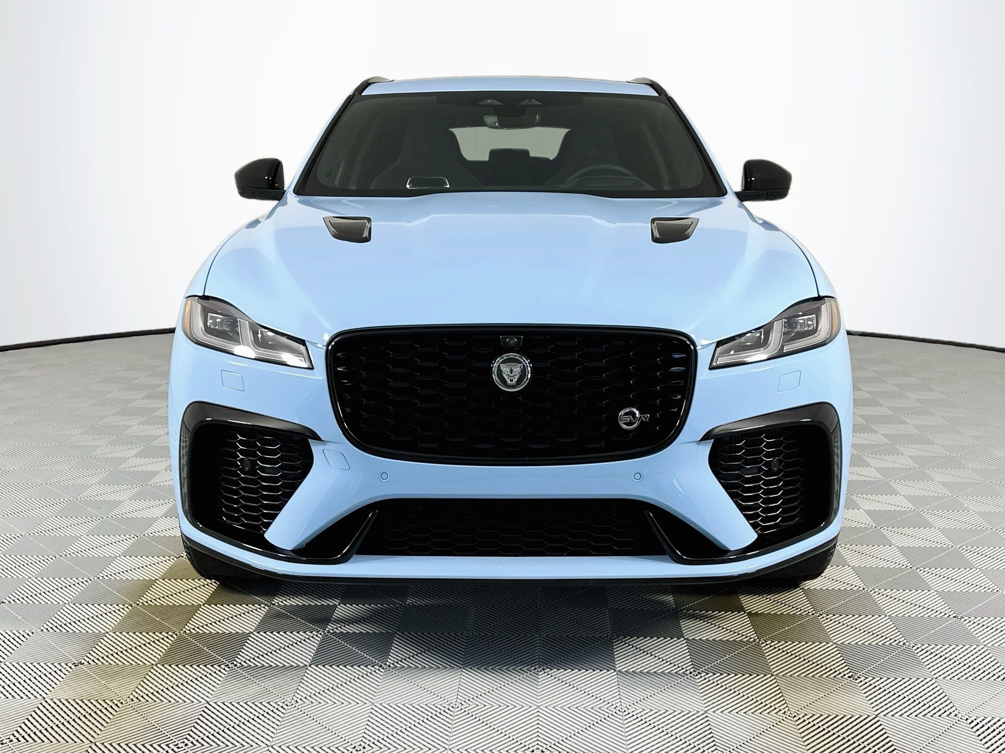 2026 Jaguar F-PACE SVR