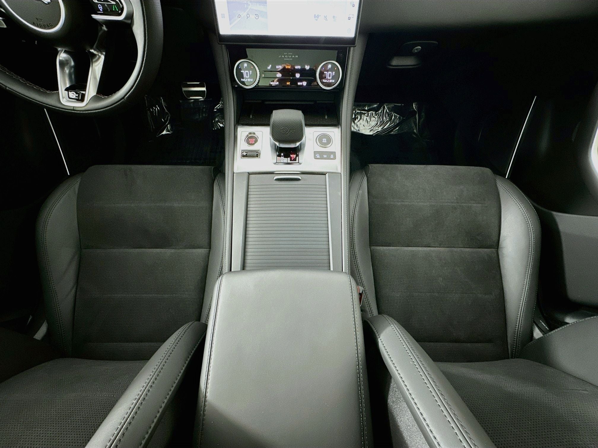 2026 Jaguar F-PACE SVR