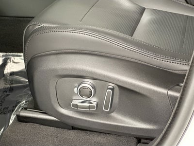 2026 Jaguar F-PACE SVR