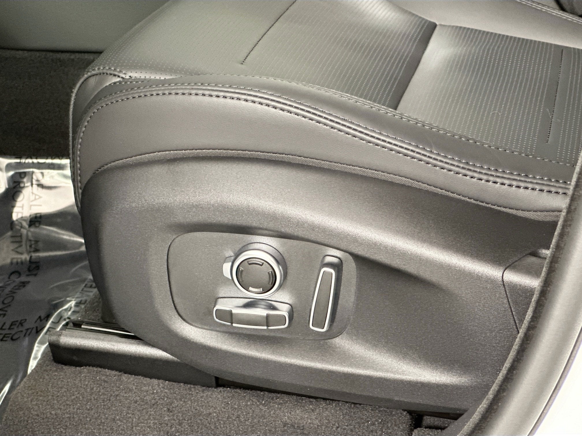 2026 Jaguar F-PACE SVR