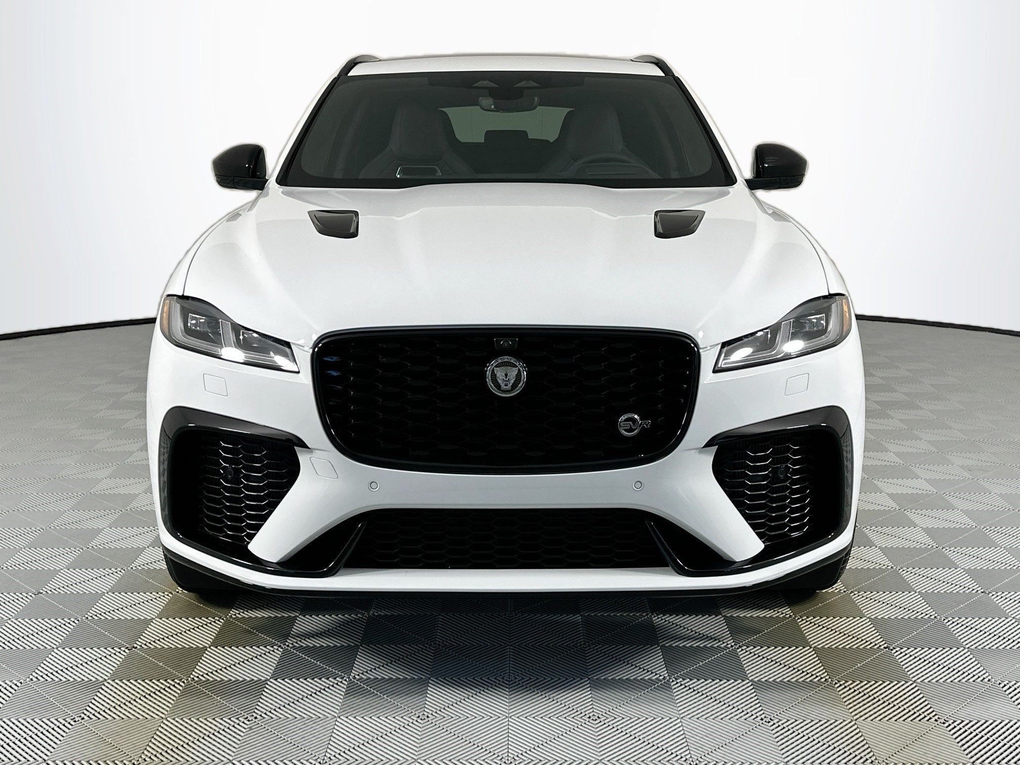 2026 Jaguar F-PACE SVR