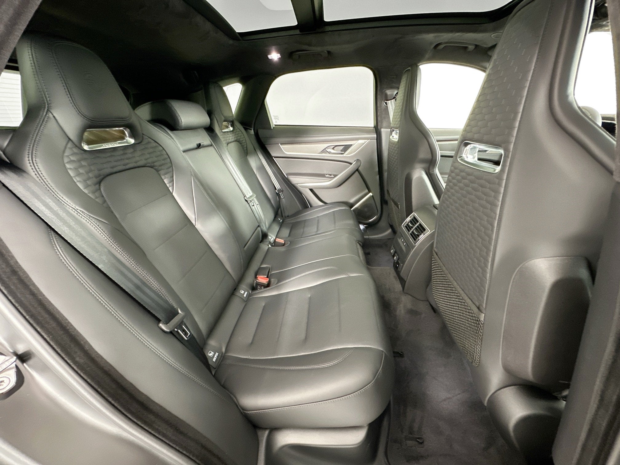 2026 Jaguar F-PACE SVR