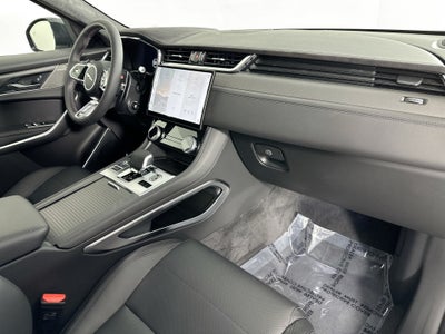 2026 Jaguar F-PACE SVR