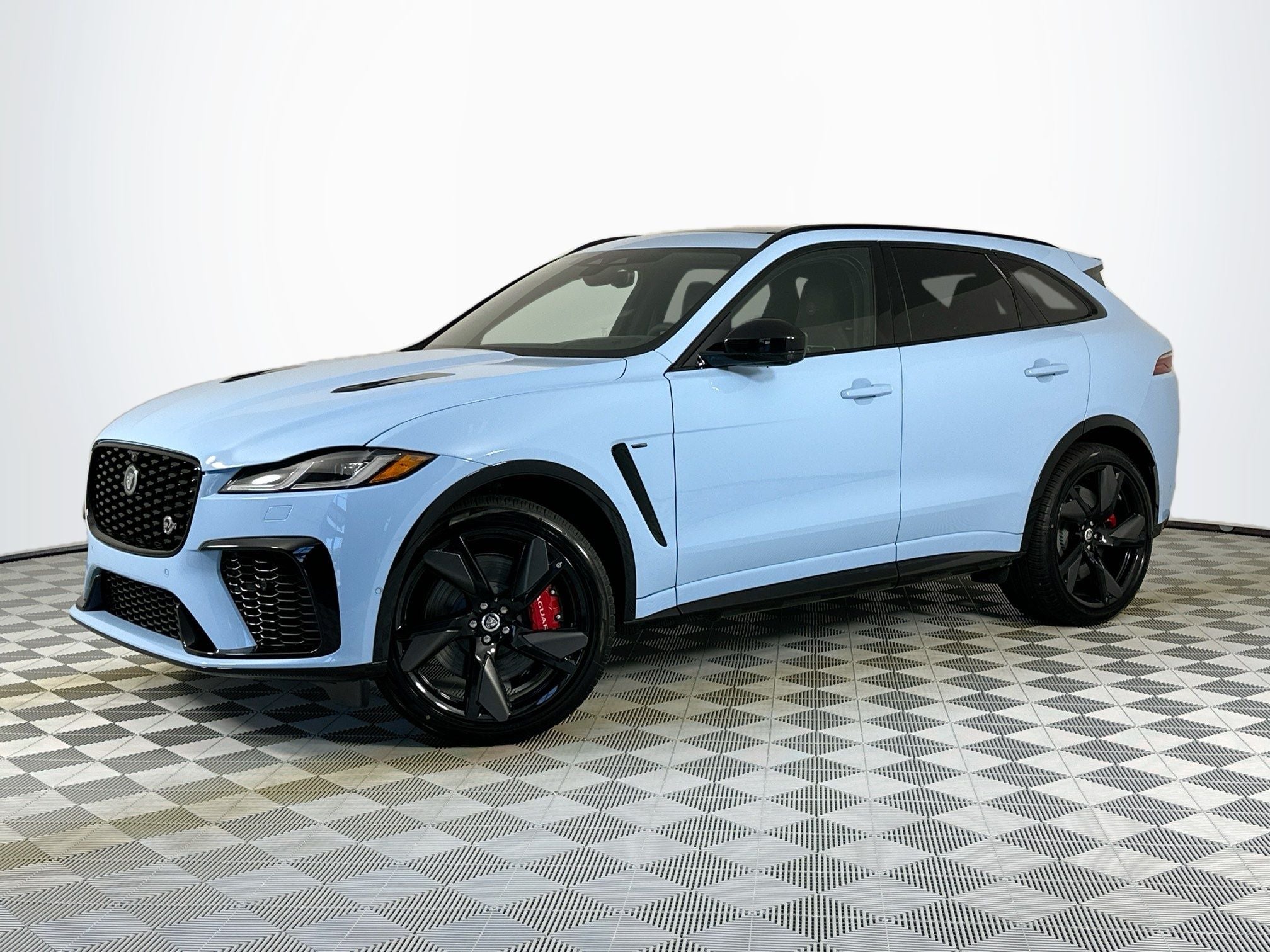 2026 Jaguar F-PACE SVR 575 Edition AWD's photo