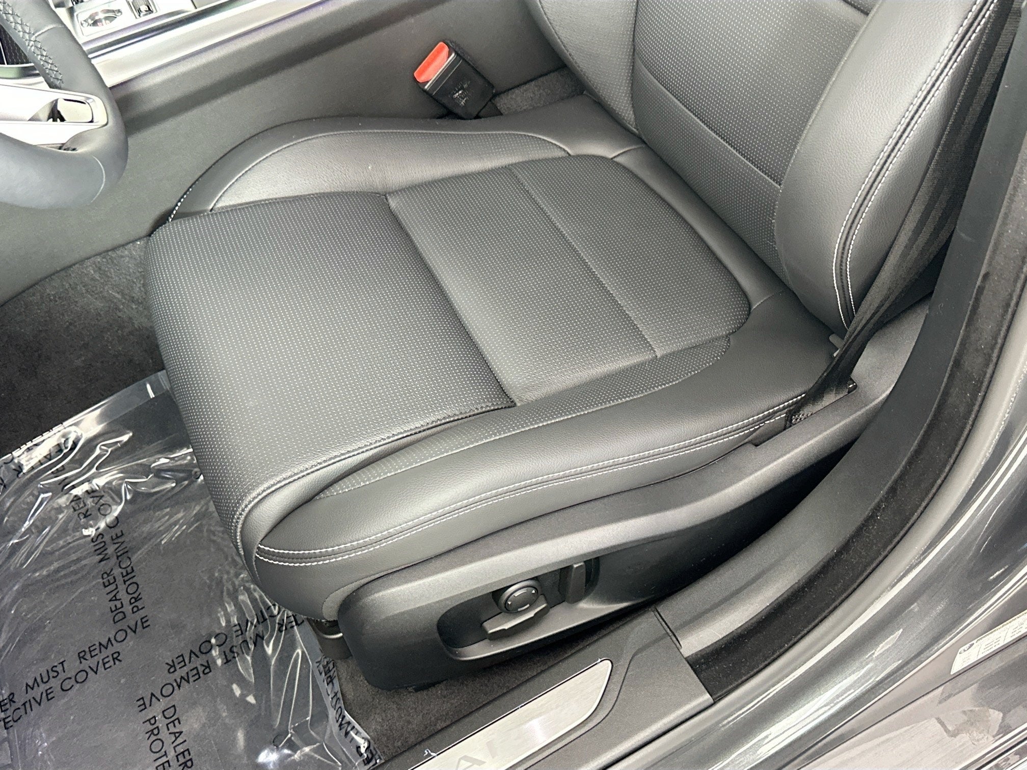 2024 Jaguar XF R-Dynamic SE