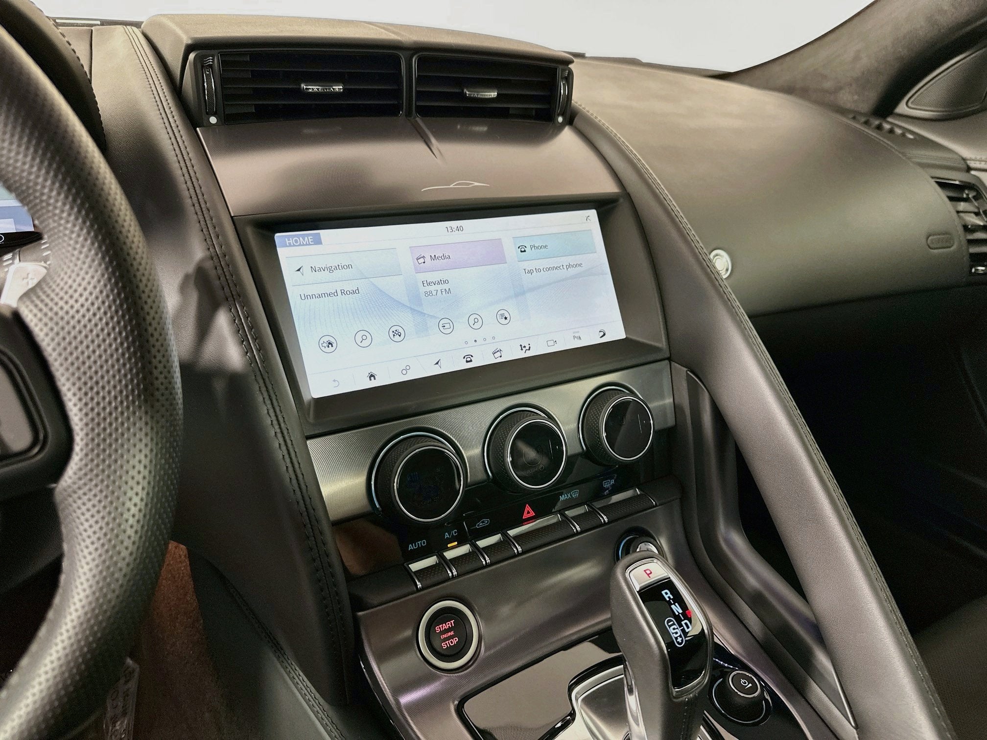 2024 Jaguar F-TYPE P575 R75