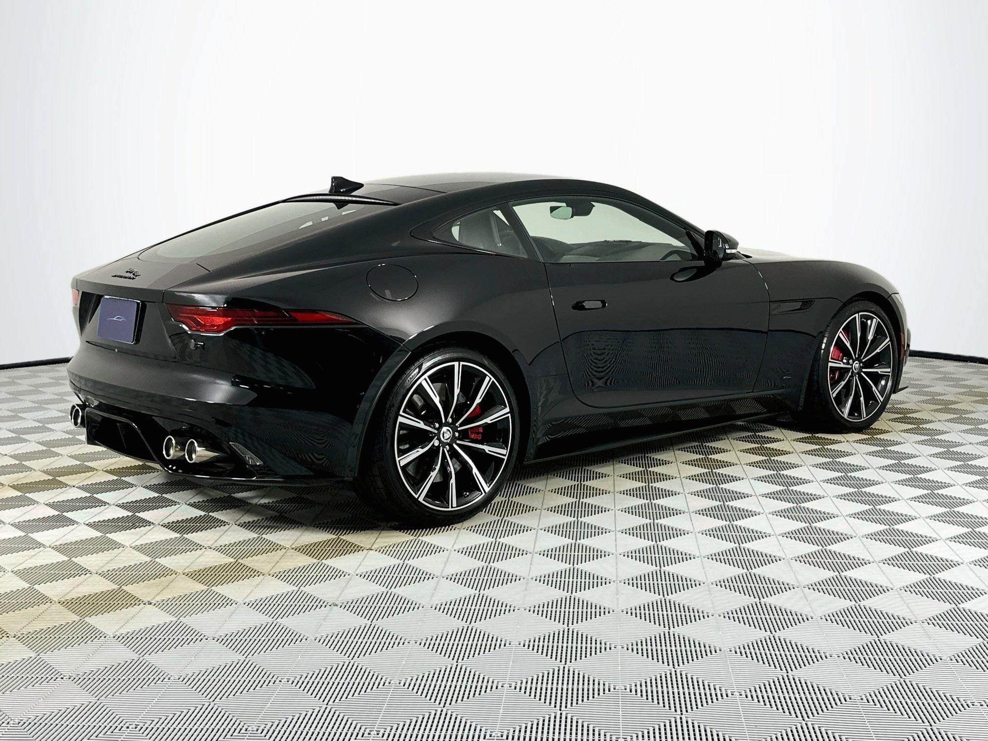 2024 Jaguar F-TYPE P575 R75