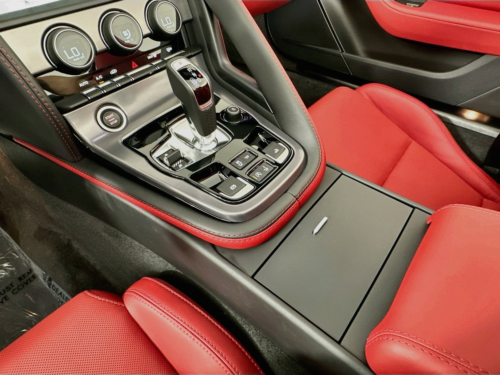 2024 Jaguar F-TYPE P575 R75
