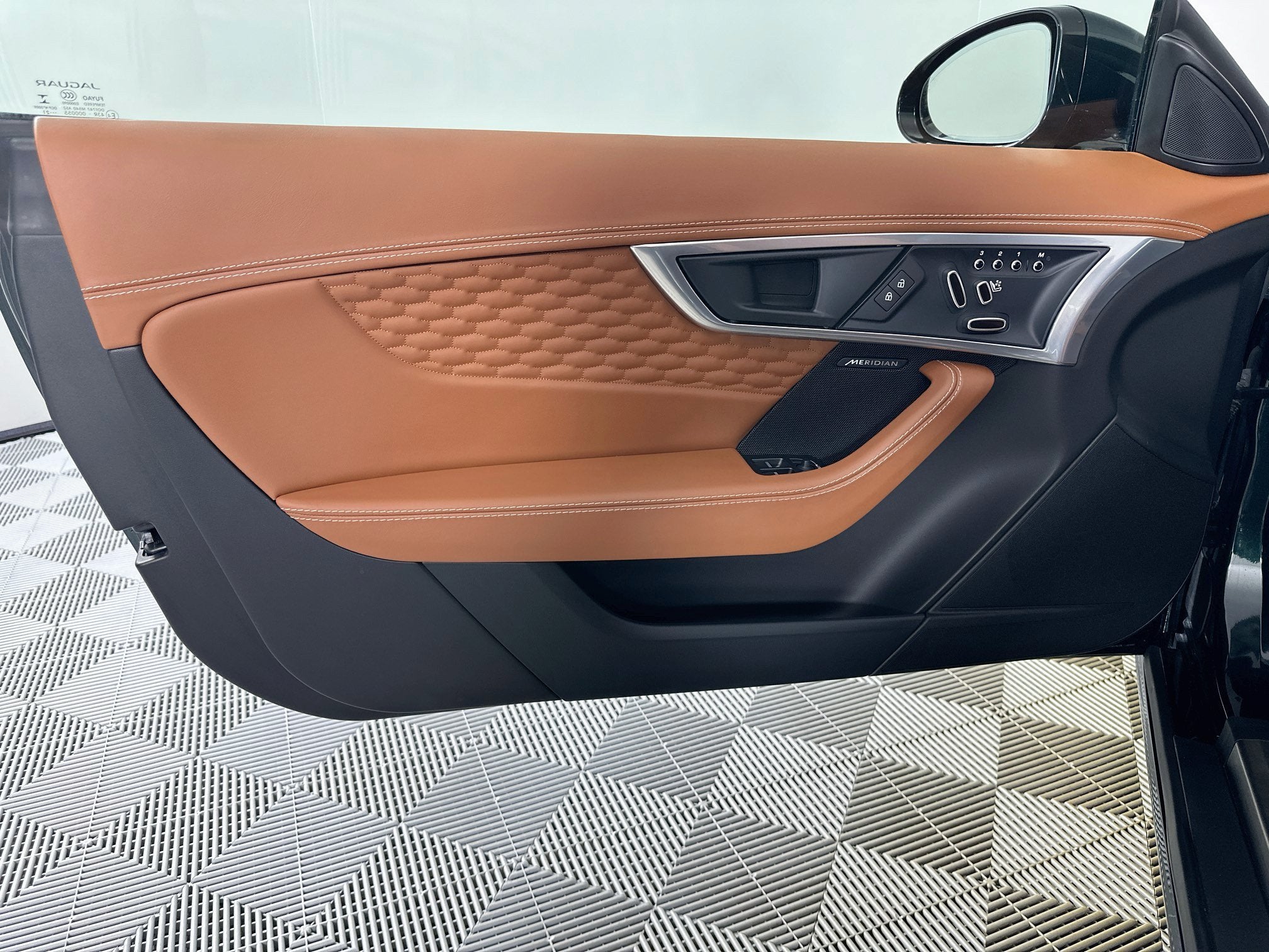 2022 Jaguar F-TYPE P450