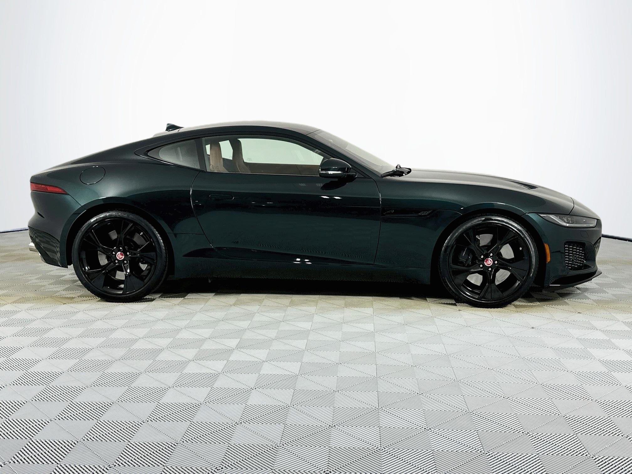 2022 Jaguar F-TYPE P450