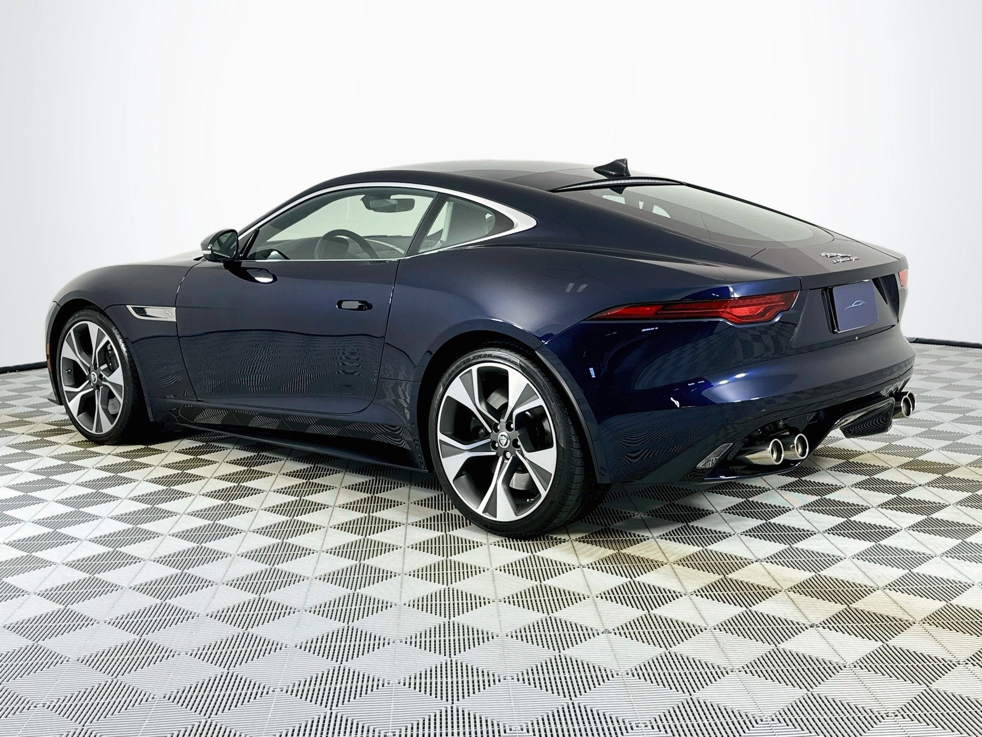 2024 Jaguar F-TYPE P450