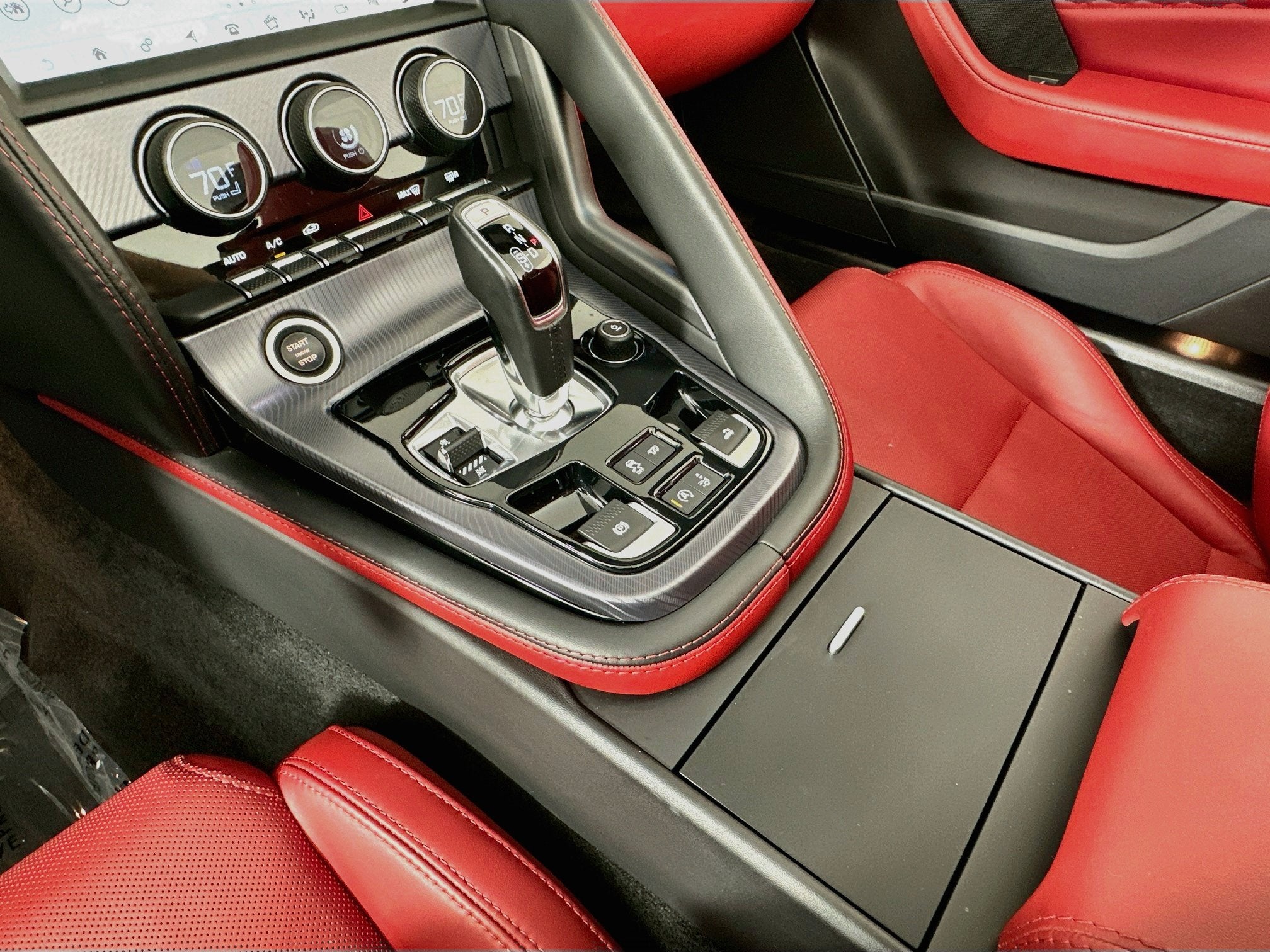 2024 Jaguar F-TYPE R-Dynamic