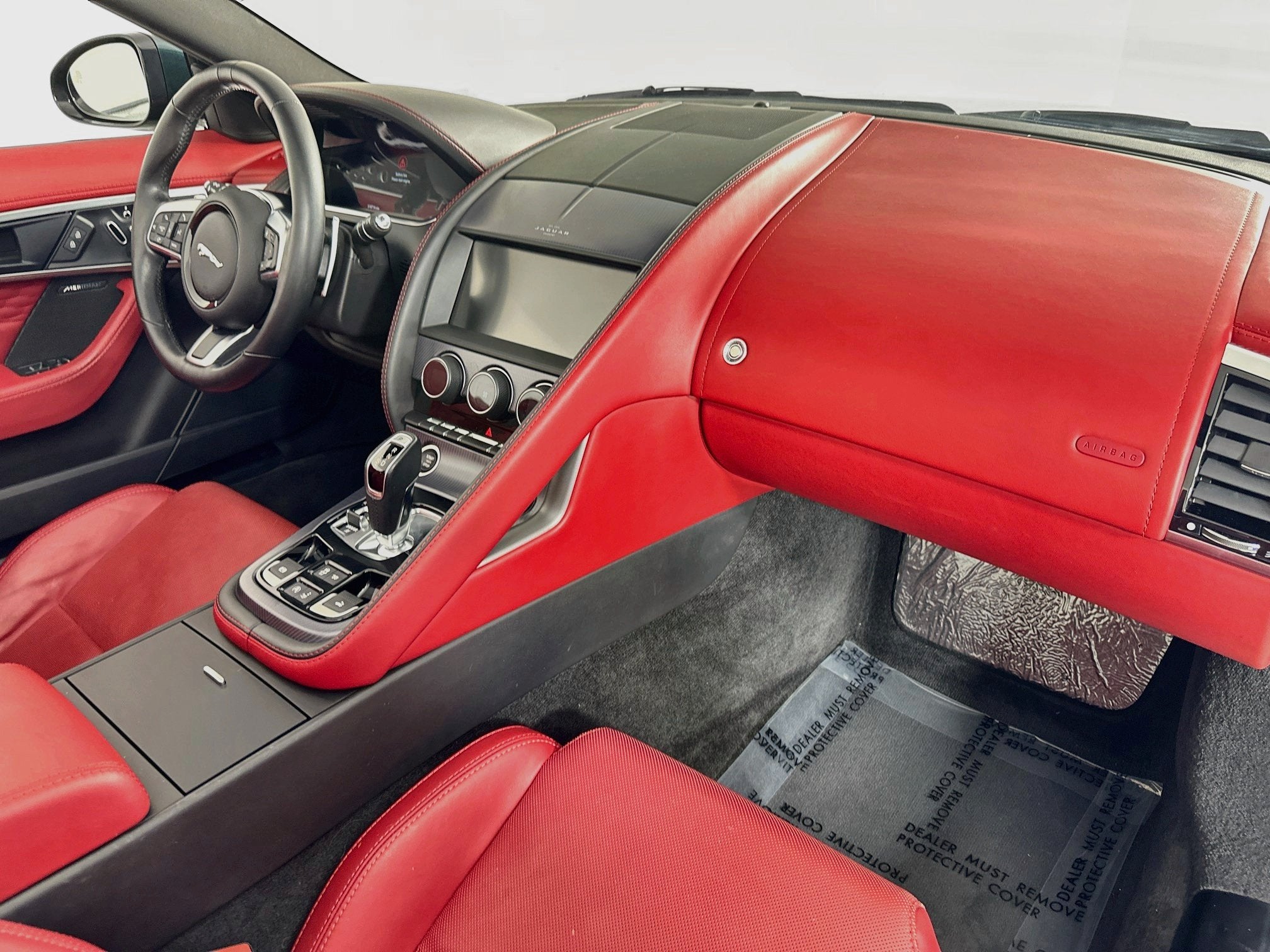 2024 Jaguar F-TYPE R-Dynamic