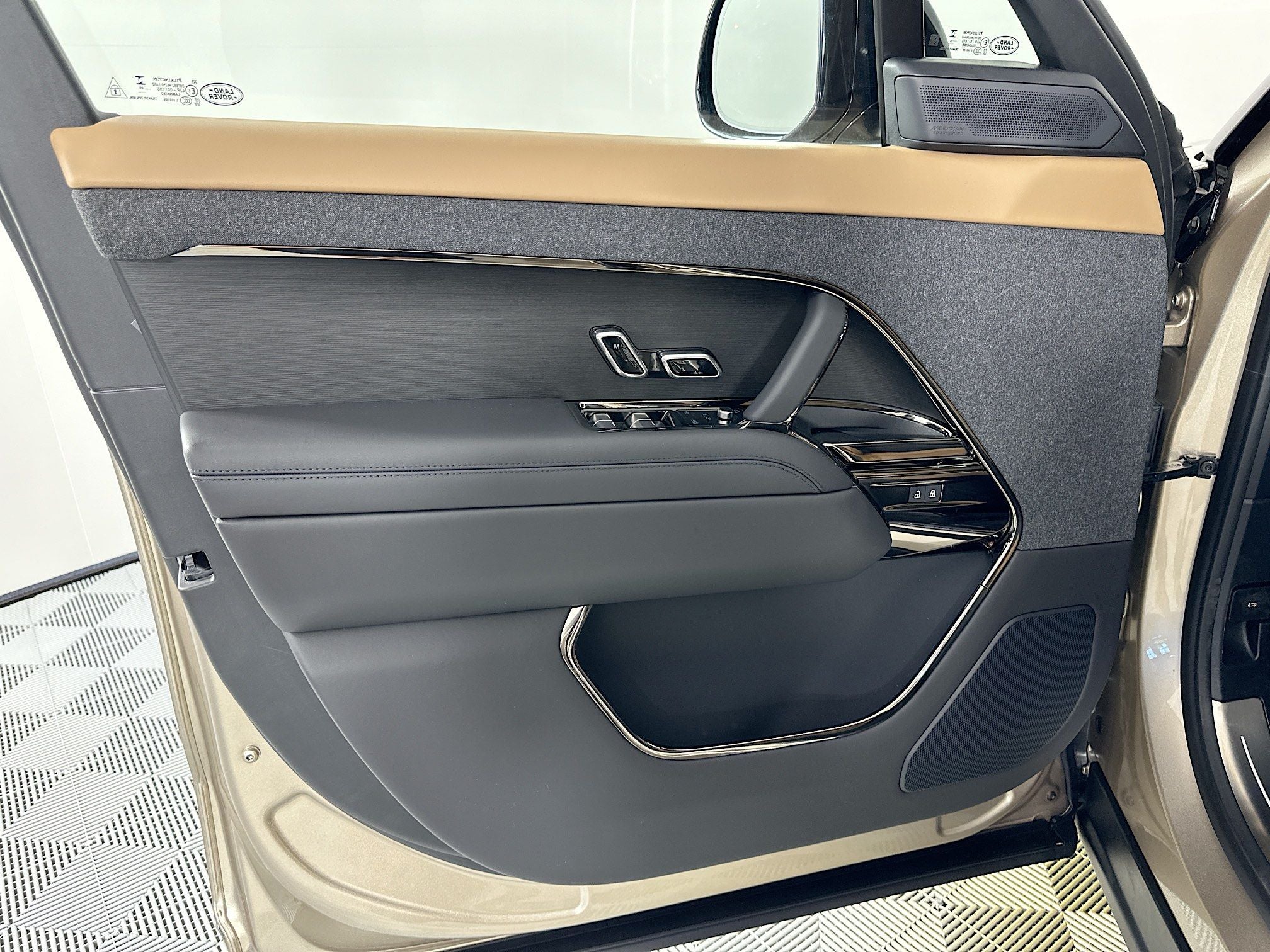 2026 Land Rover Range Rover Sport Autobiography