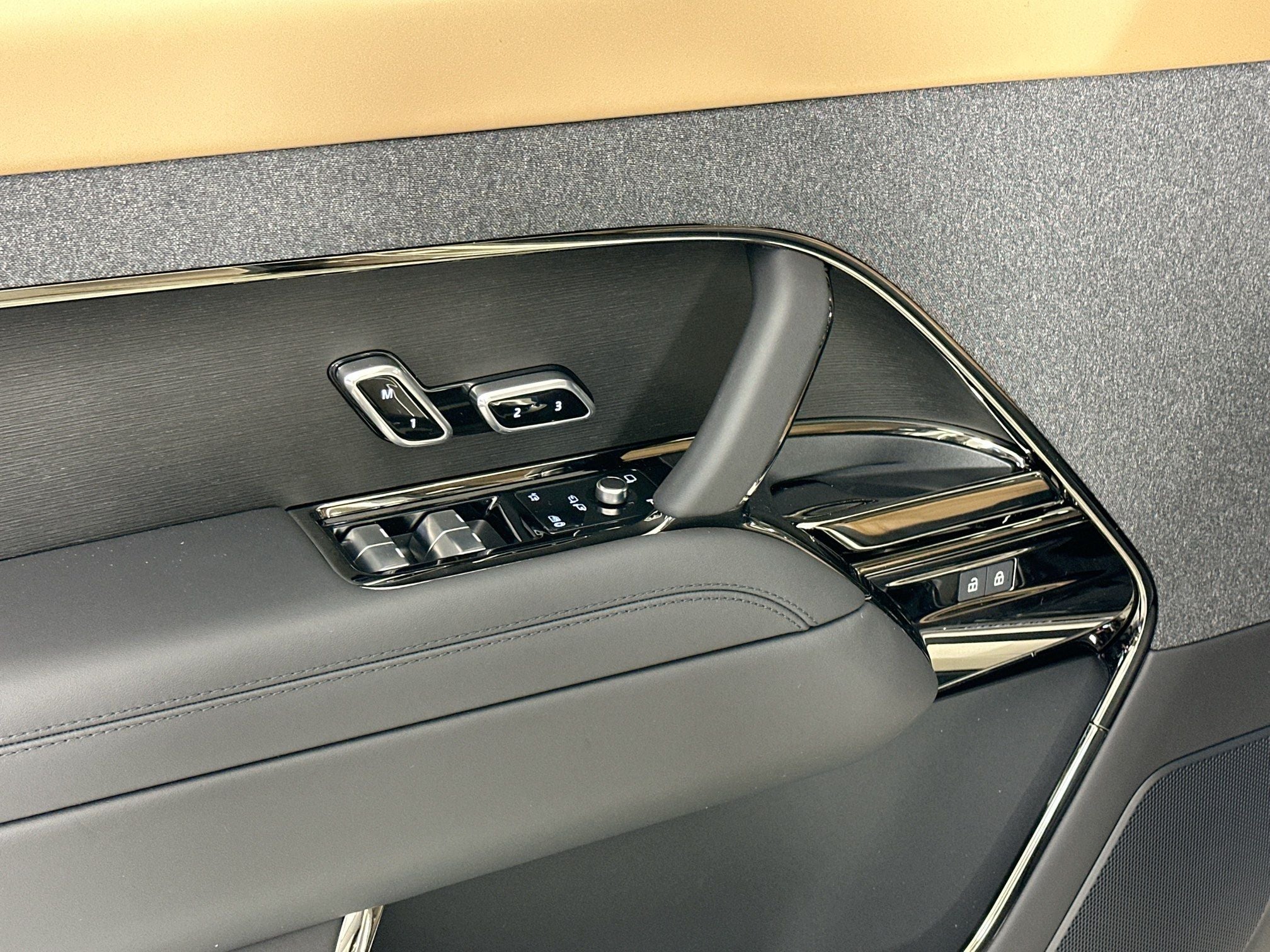 2026 Land Rover Range Rover Sport Autobiography