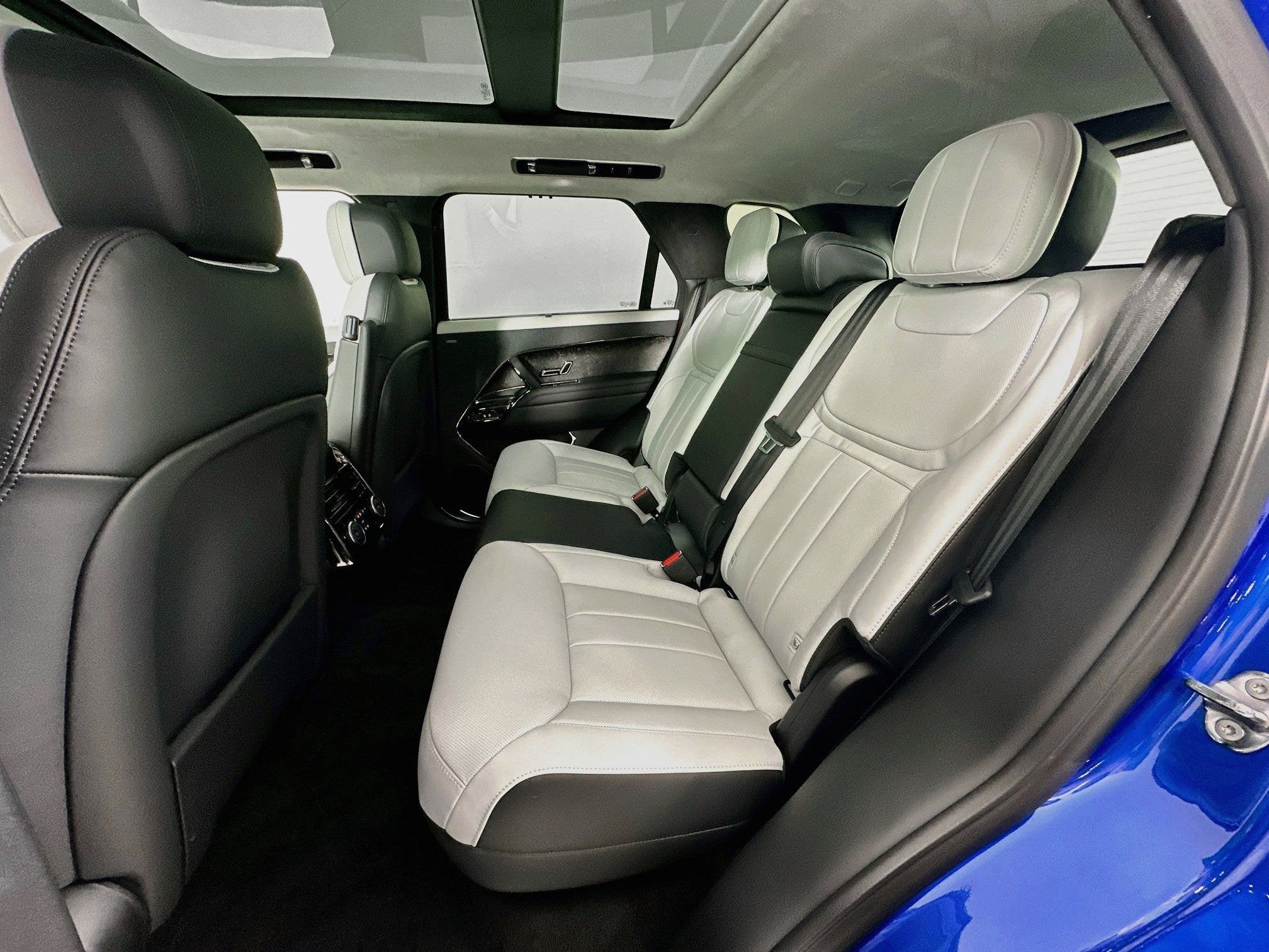 2027 Land Rover Range Rover Sport