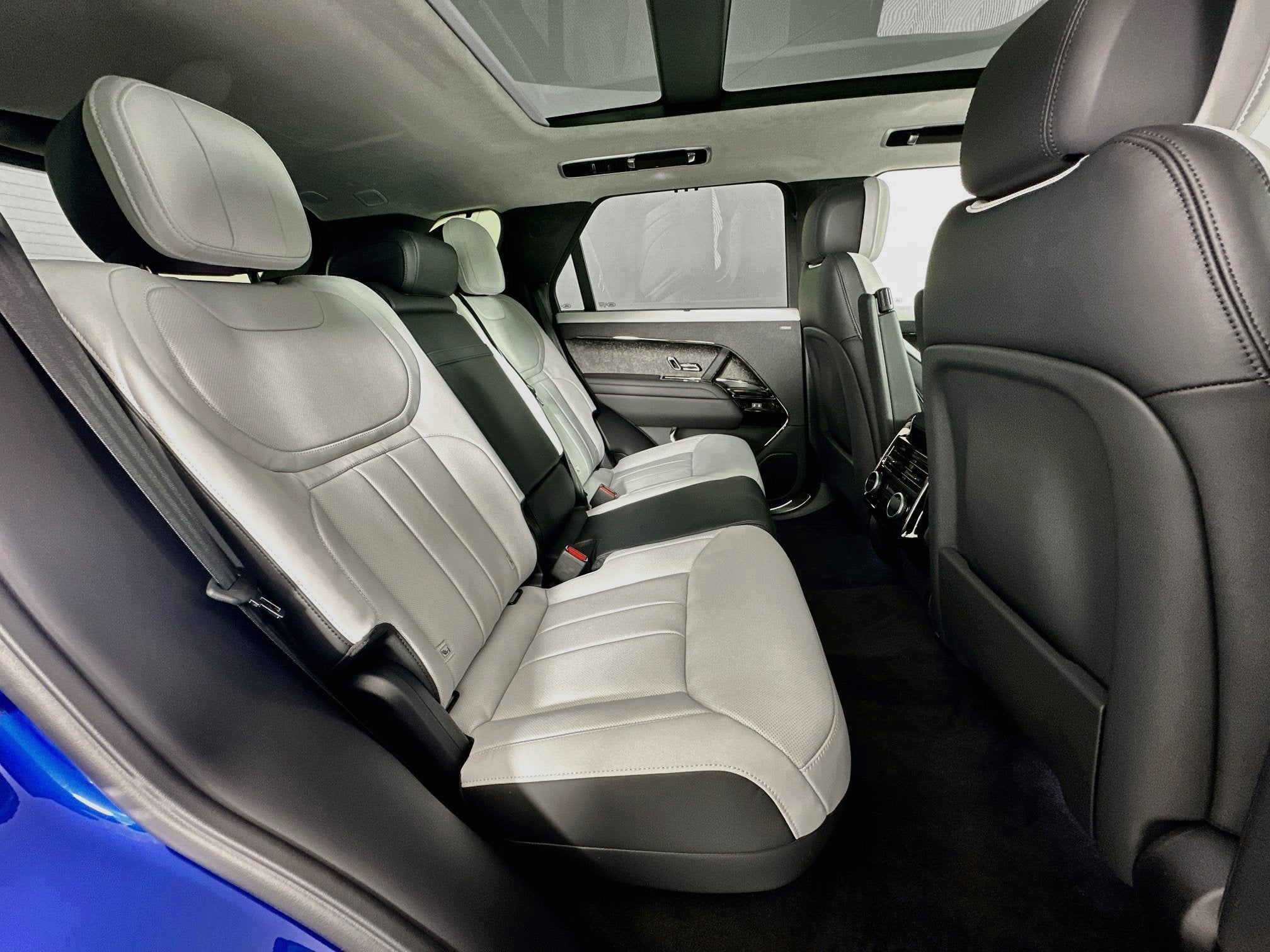 2027 Land Rover Range Rover Sport