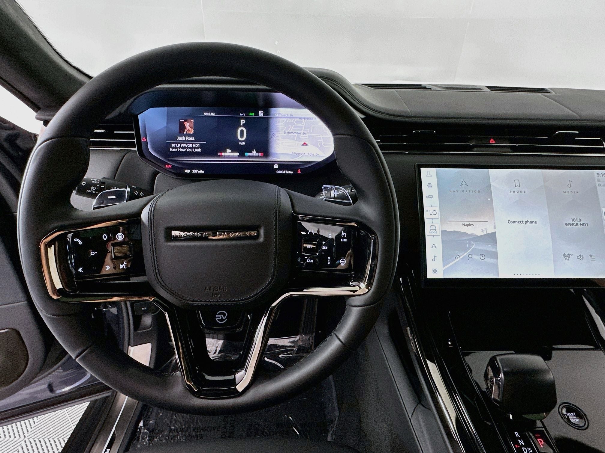 2026 Land Rover Range Rover Sport SV