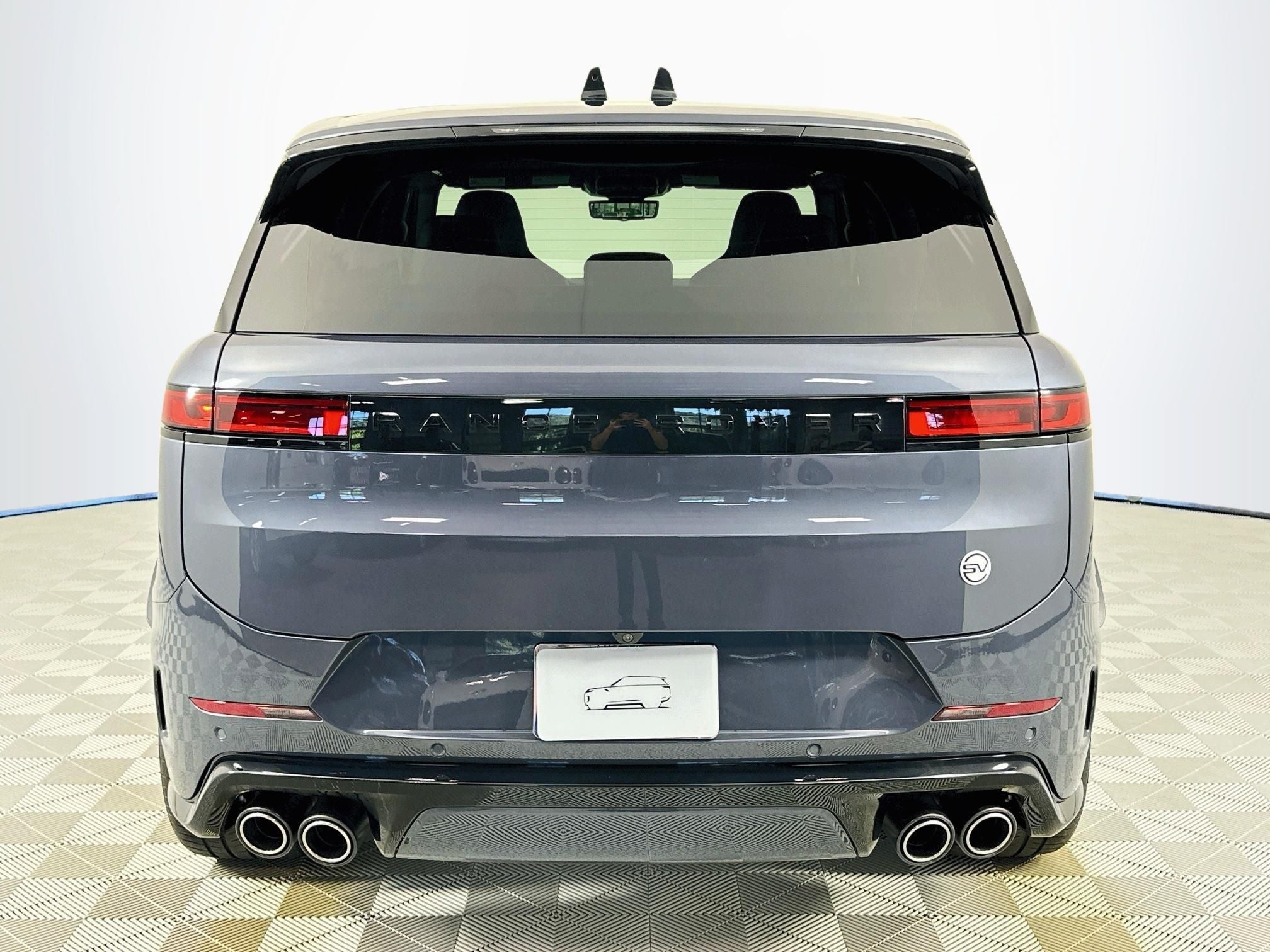 2026 Land Rover Range Rover Sport SV
