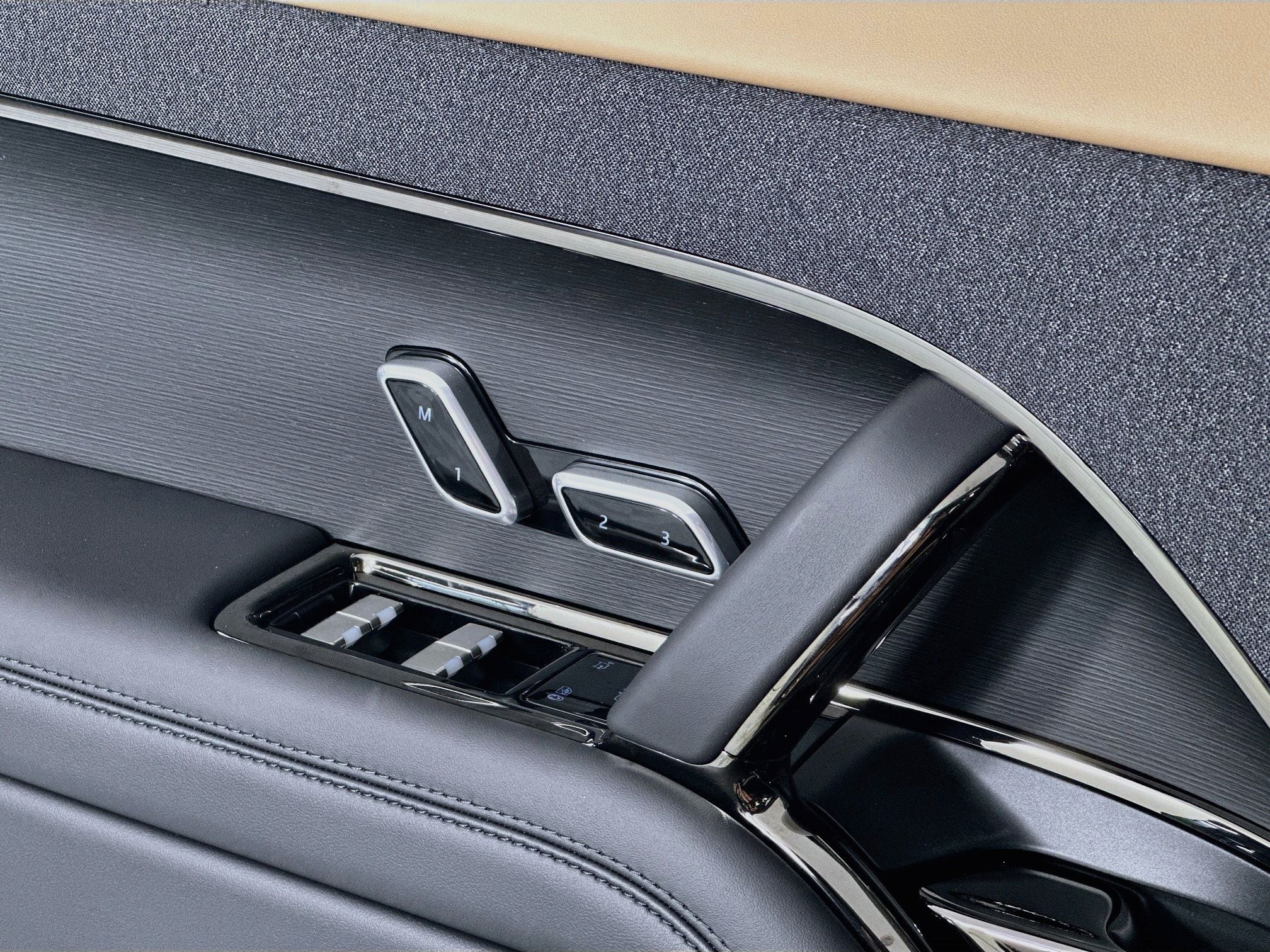 2026 Land Rover Range Rover Sport Plug-in Hybrid Dynamic SE